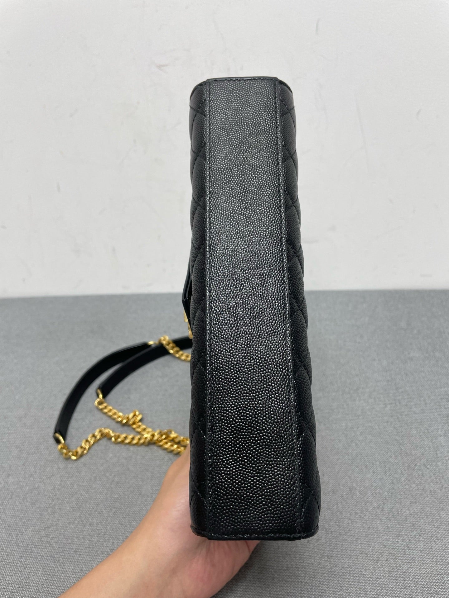 Saint Laurent - Envelope Bag - Leather - Black - (Small)
