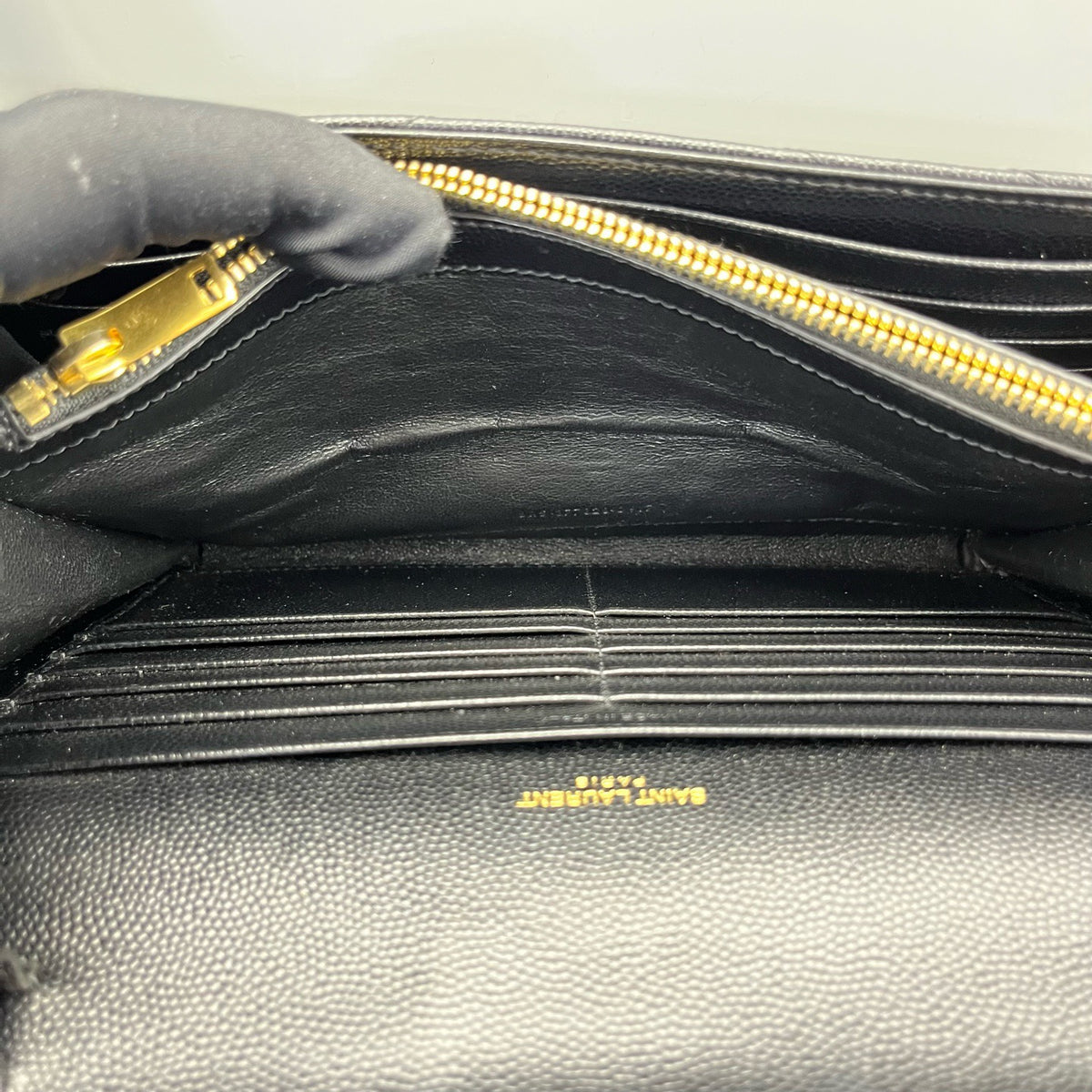 Saint Laurent - Envelope Bag - Leather - Black - (small)