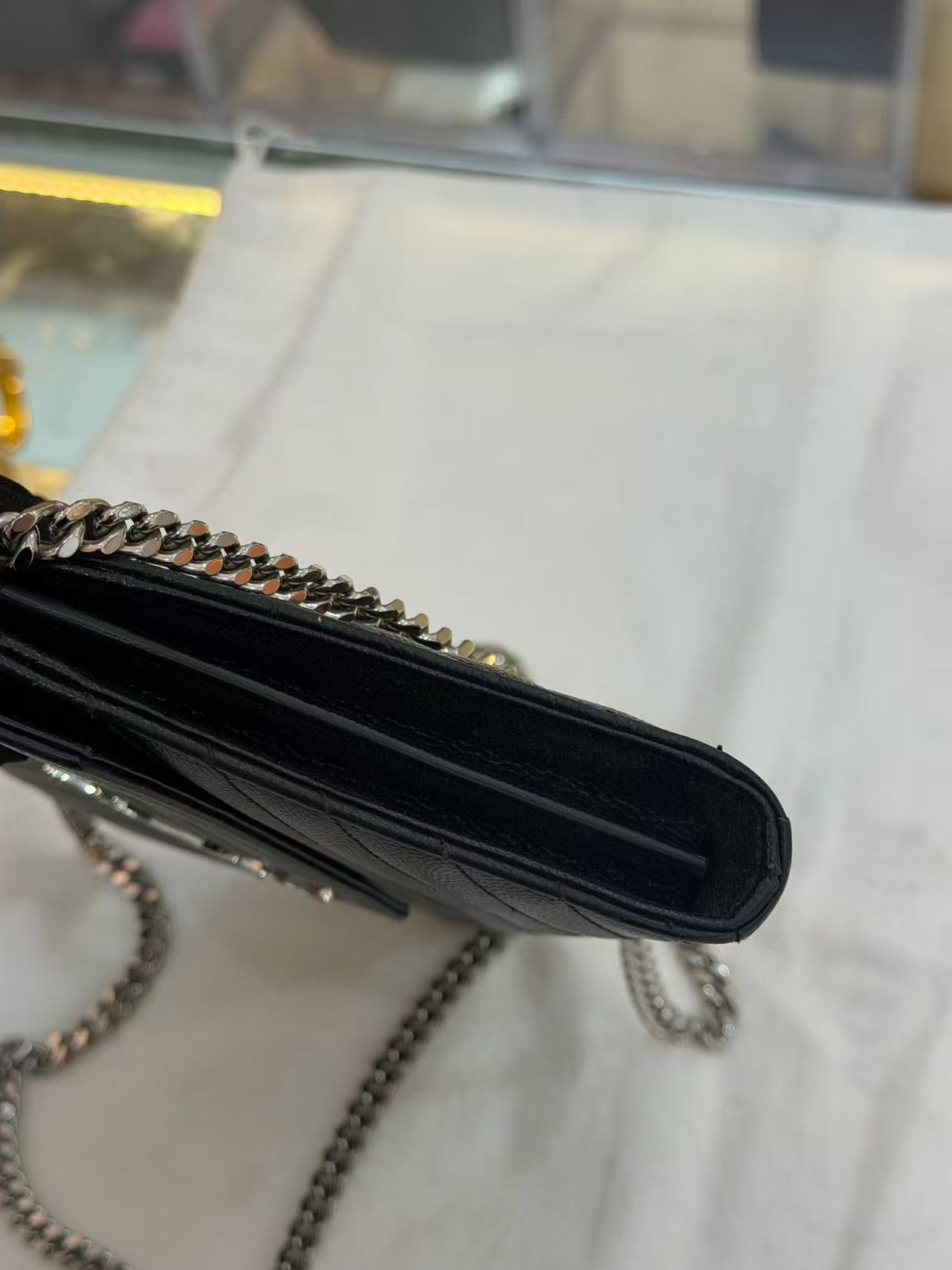 Saint Laurent - Envelope Bag - Pebbled leather - Black - (Medium)