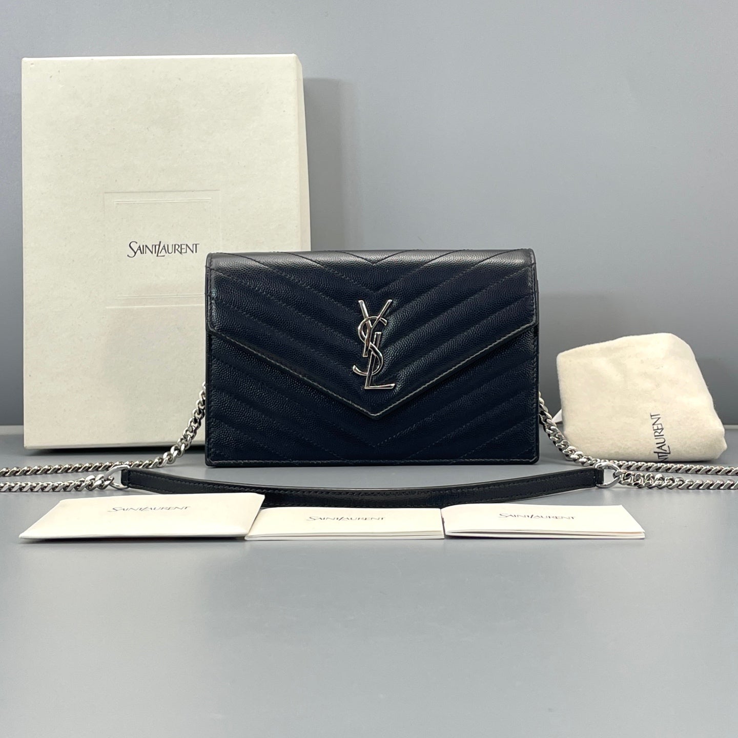 Saint Laurent - Envelope Chain Wallet - Grained leather - Black - (small)