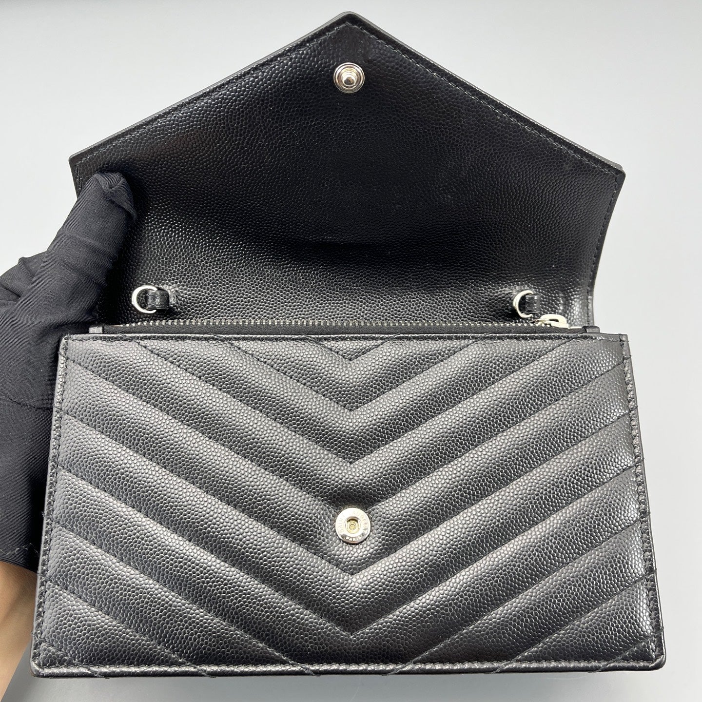 Saint Laurent - Envelope Chain Wallet - Grained leather - Black - (small)