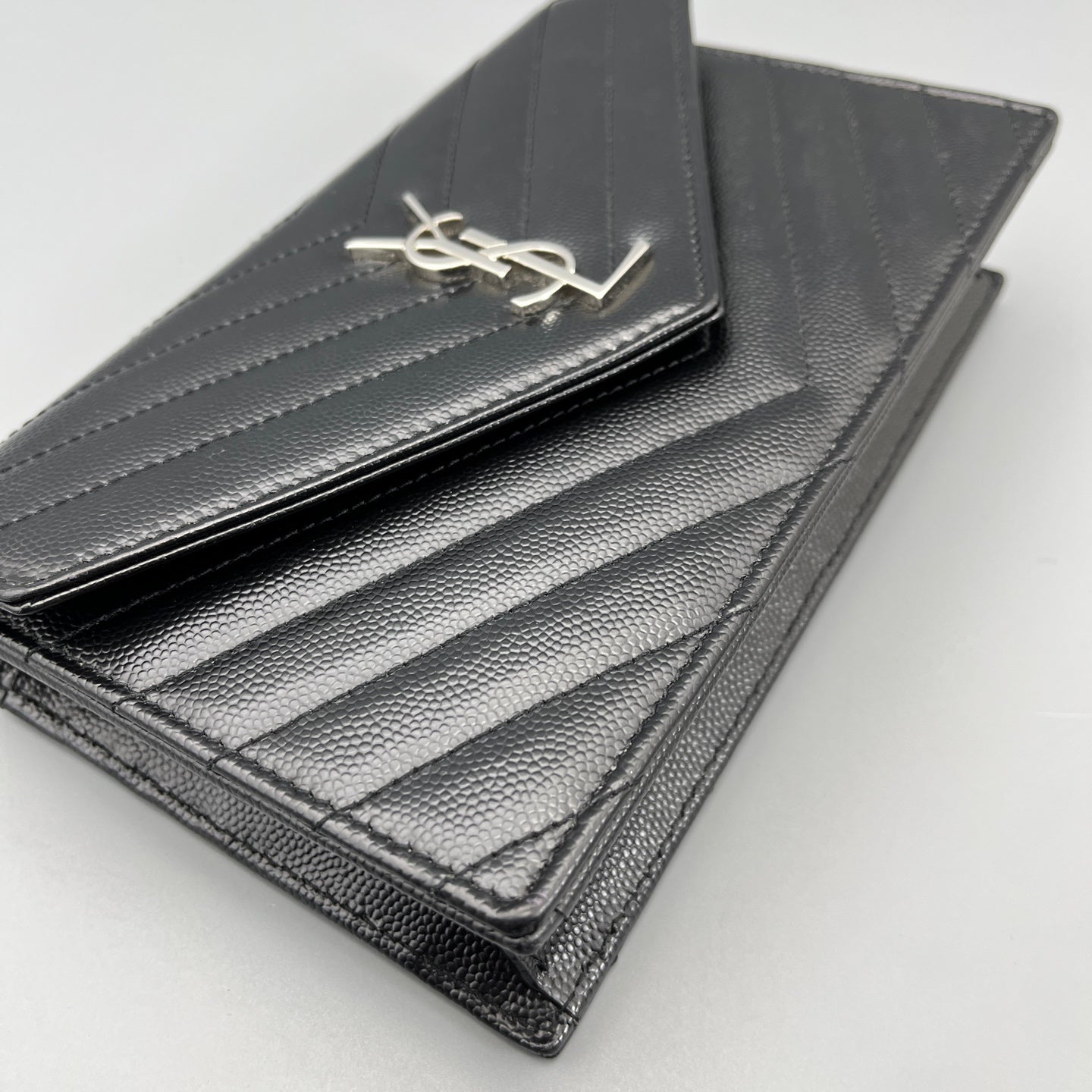 Saint Laurent - Envelope Chain Wallet - Grained leather - Black - (small)