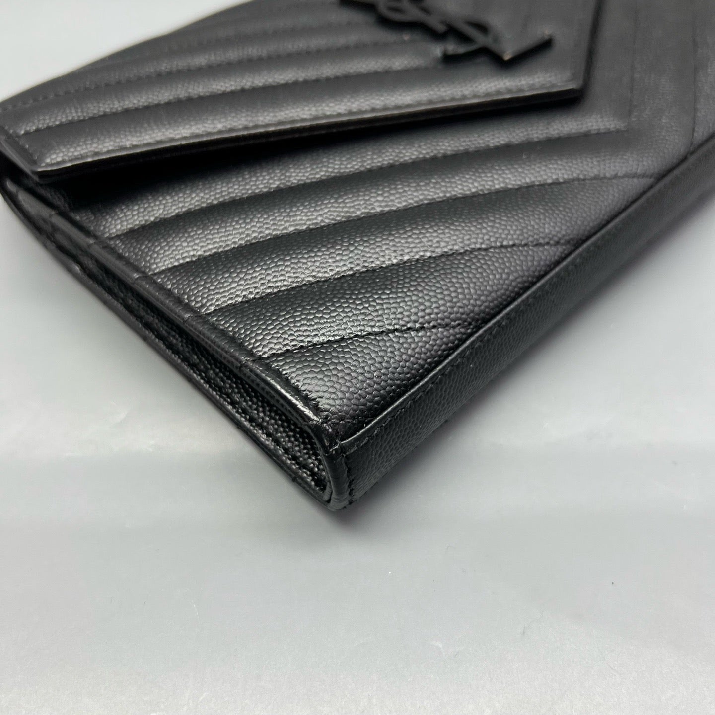 Saint Laurent - Envelope Chain Wallet - Leather - Black - (Medium)