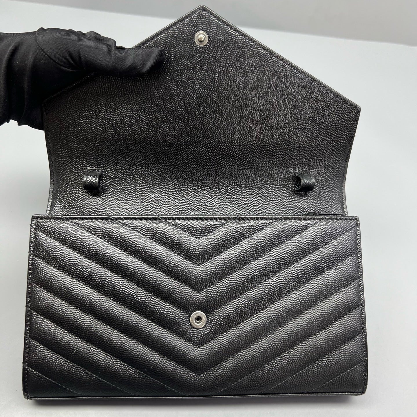 Saint Laurent - Envelope Chain Wallet - Leather - Black - (Medium)