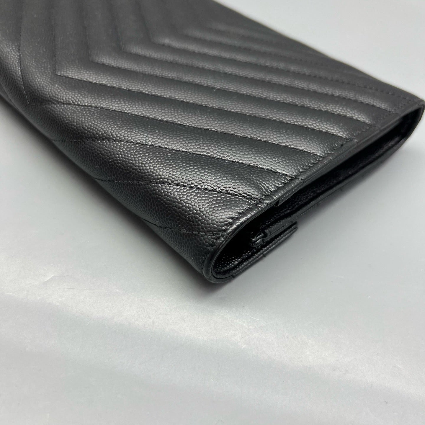 Saint Laurent - Envelope Chain Wallet - Leather - Black - (Medium)