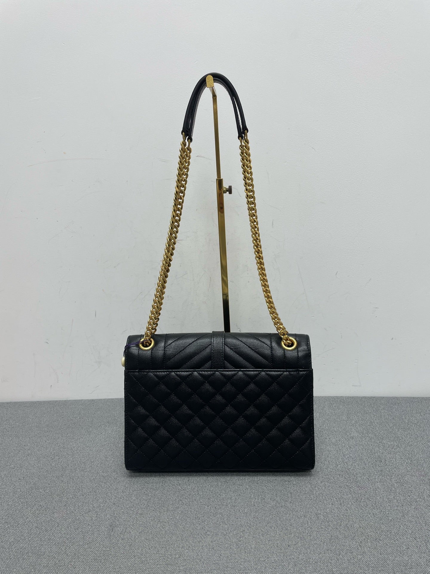 Saint Laurent - Envelope - Leather - Black - (medium)