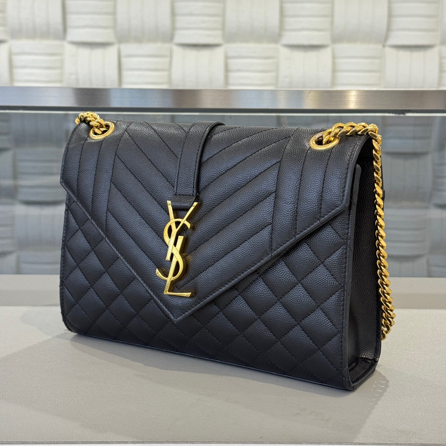 Saint Laurent - Envelope - Leather - Black - (medium)