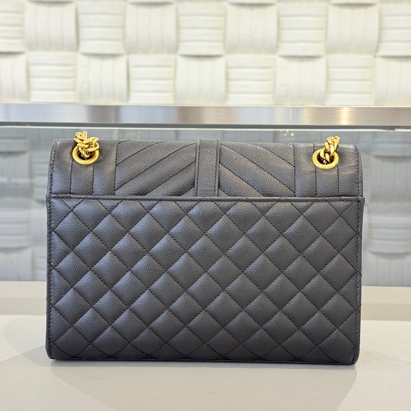 Saint Laurent - Envelope - Leather - Black - (medium)
