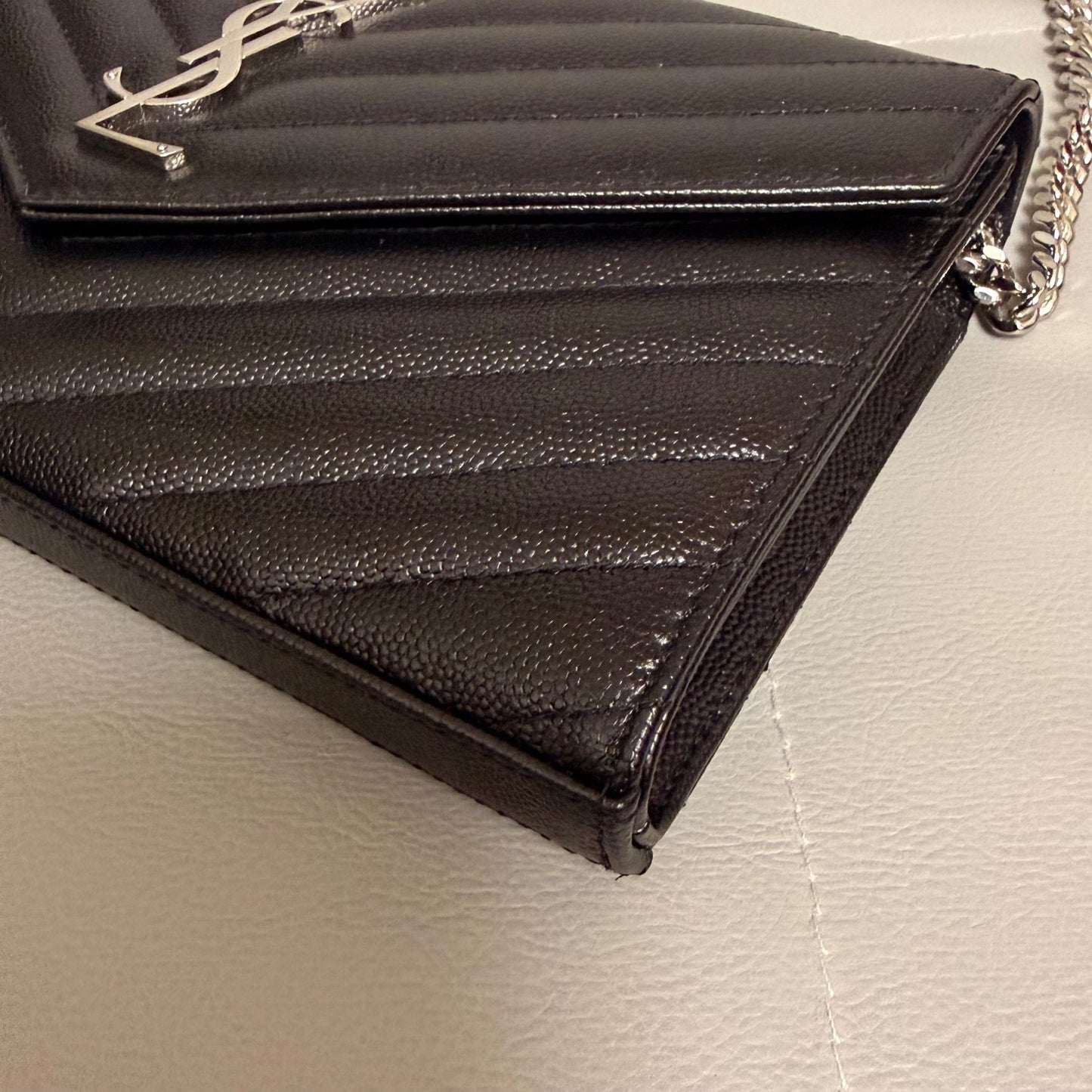 Saint Laurent - Envelope - Leather - Black - (medium)