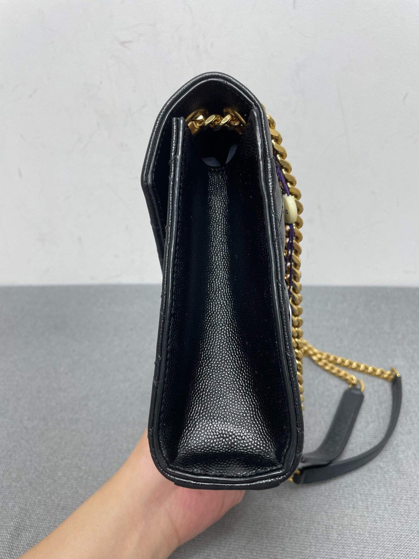 Saint Laurent - Envelope - Leather - Black - (medium)