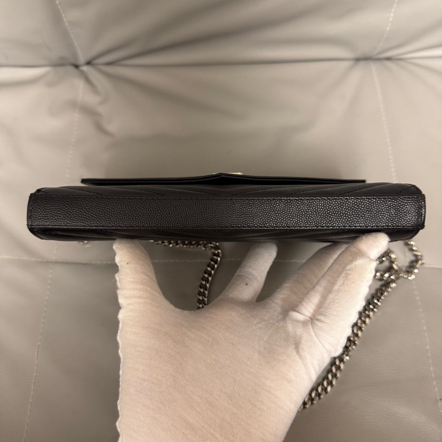 Saint Laurent - Envelope - Leather - Black - (medium)