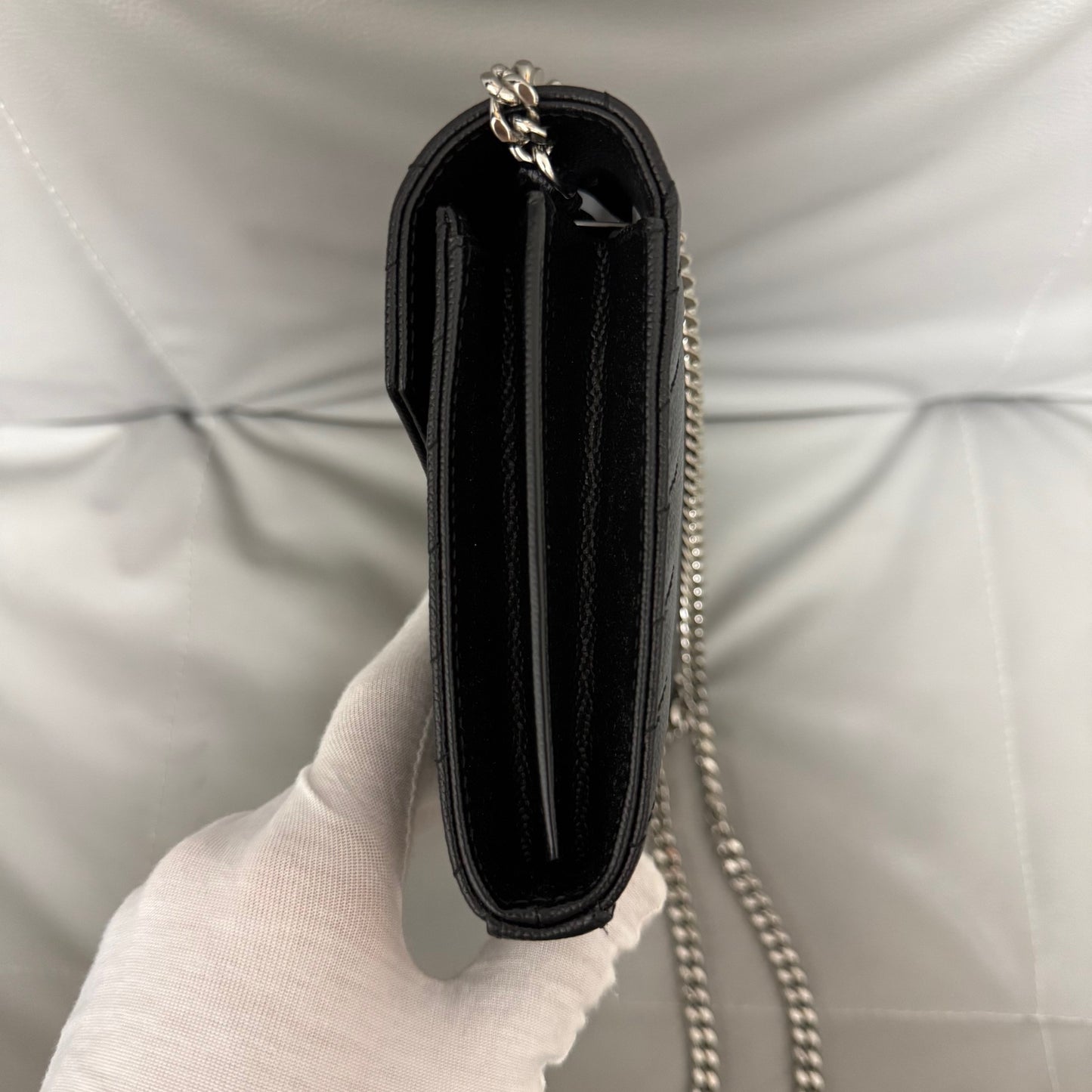 Saint Laurent - Envelope - Leather - Black - (medium)