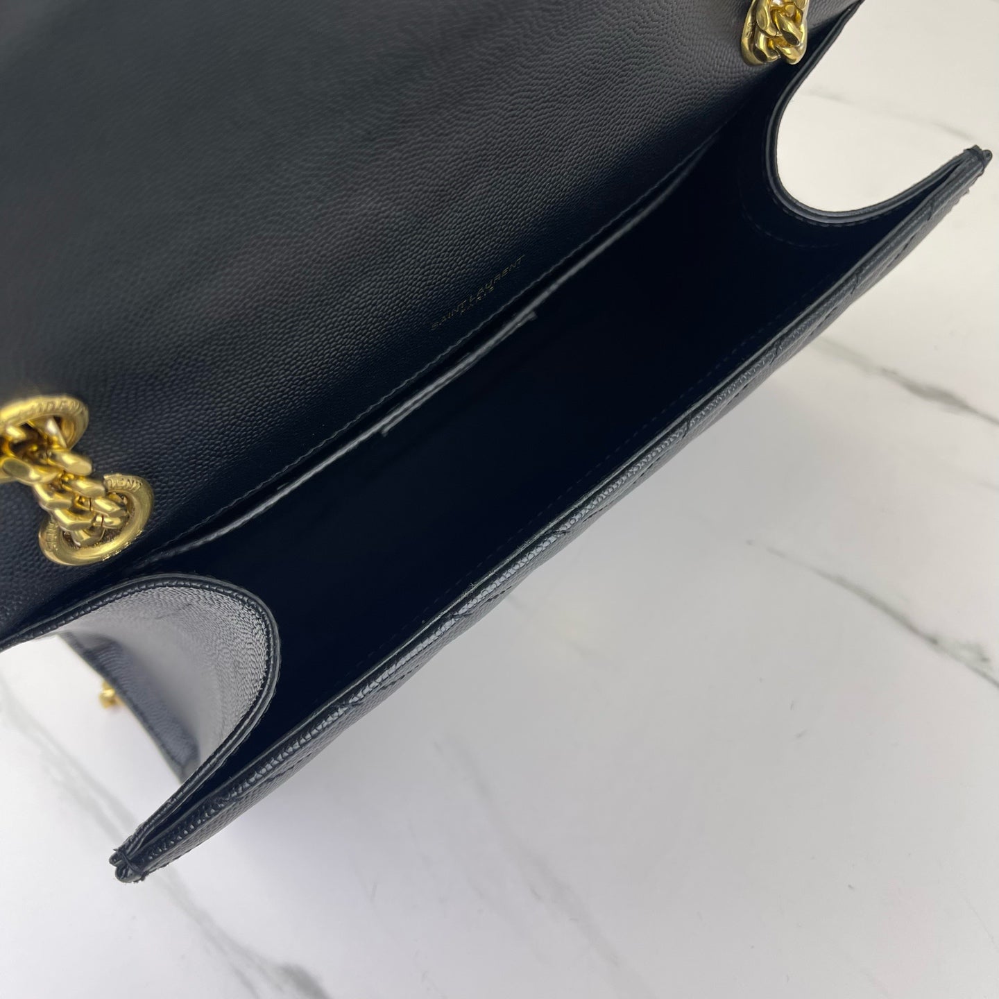 Saint Laurent - Envelope - Leather - Black - (medium)
