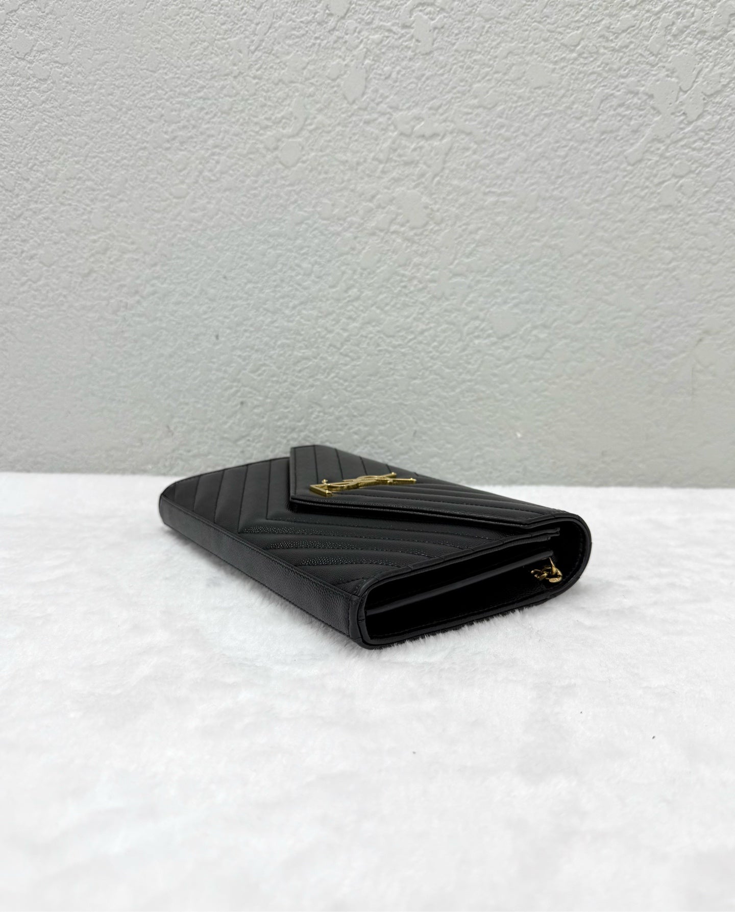 Saint Laurent - Envelope - Leather - Black - (medium)