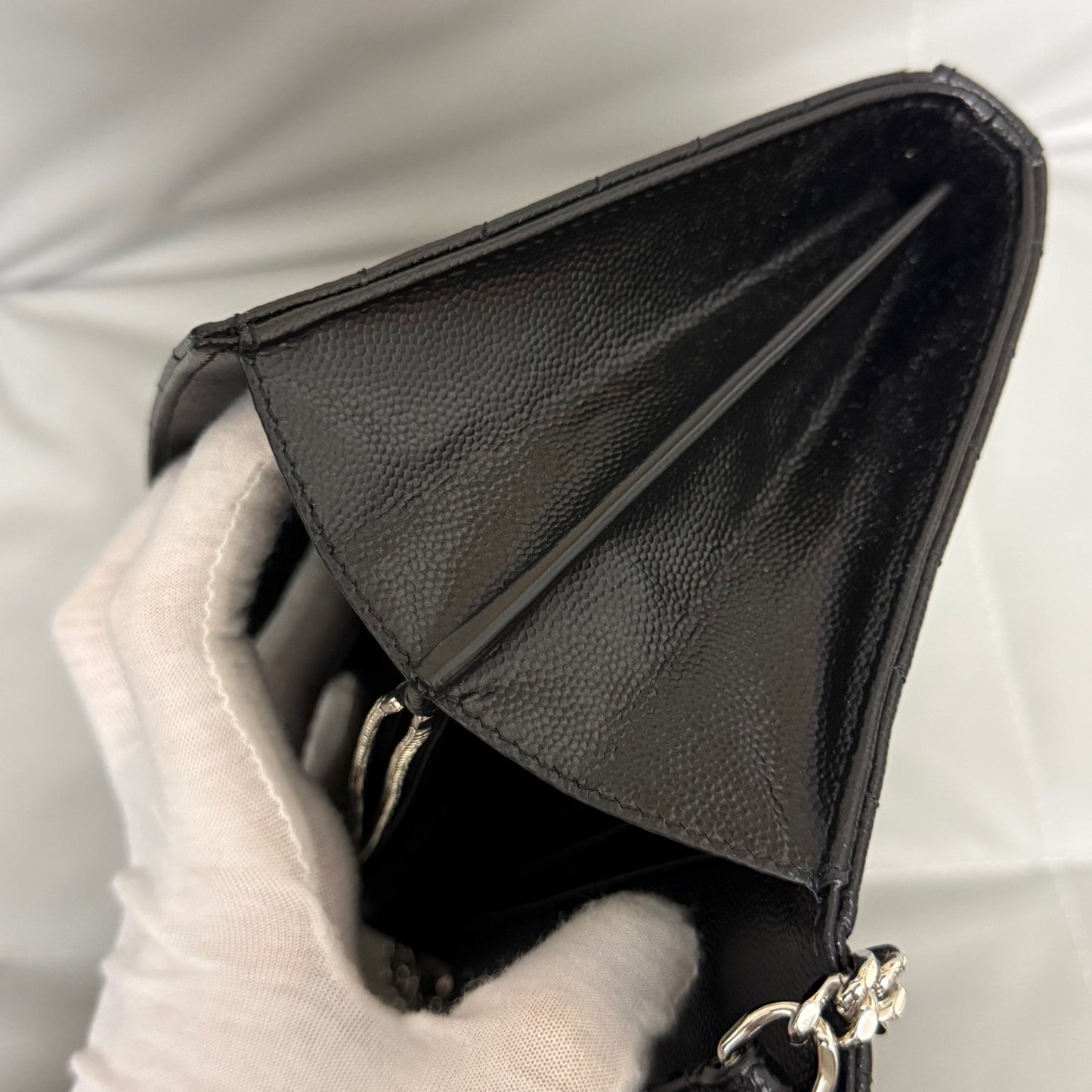 Saint Laurent - Envelope - Leather - Black - (medium)