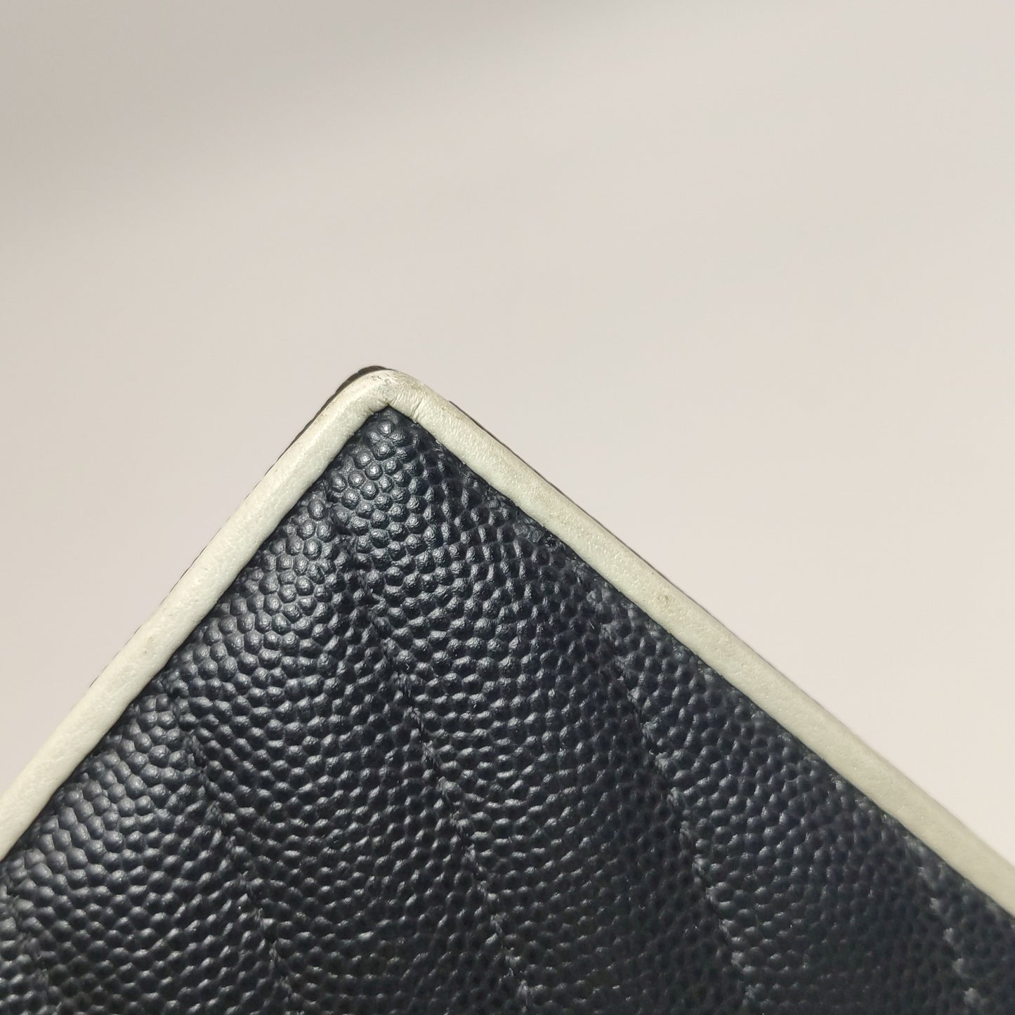 Saint Laurent - Envelope - Leather - Black - (mini)