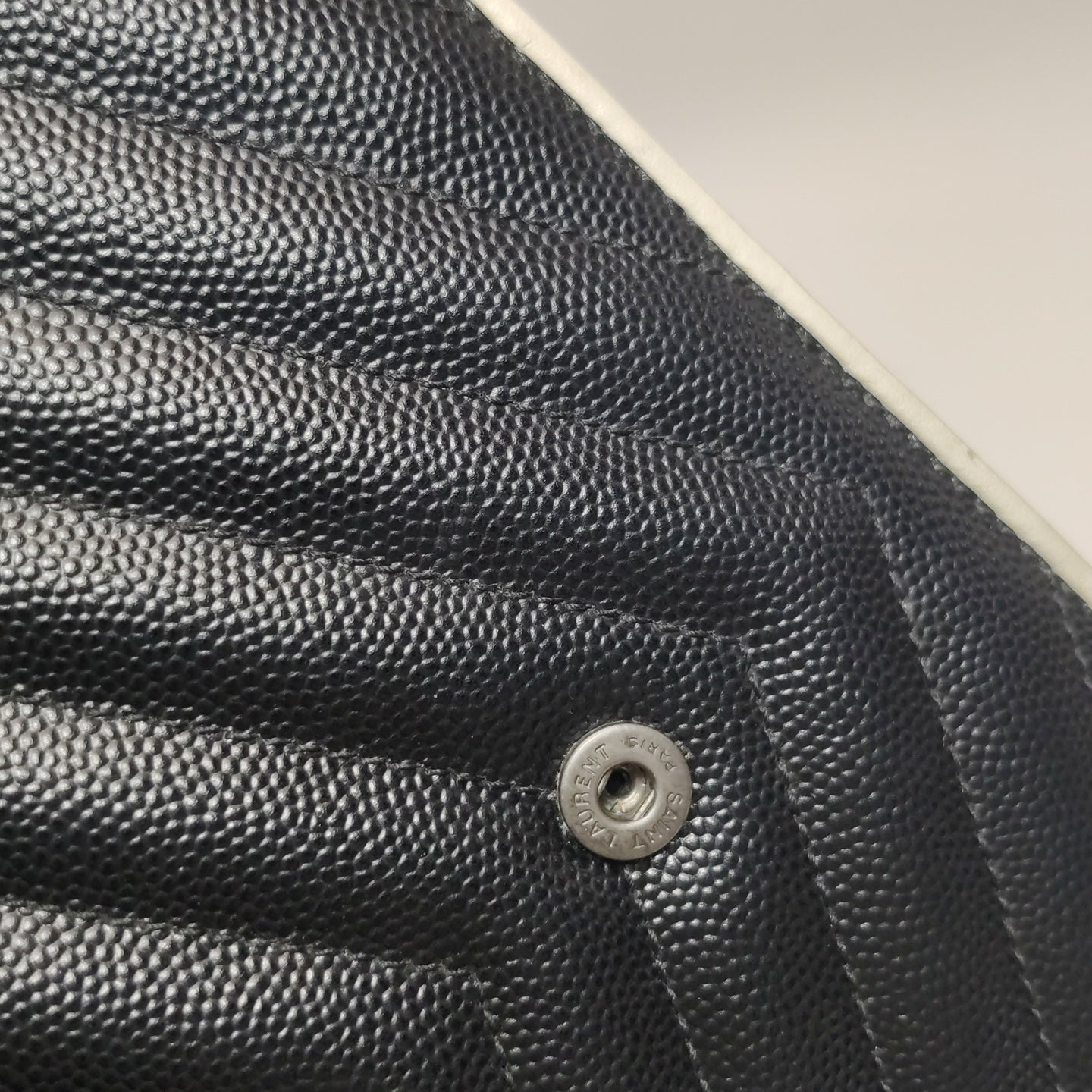 Saint Laurent - Envelope - Leather - Black - (mini)