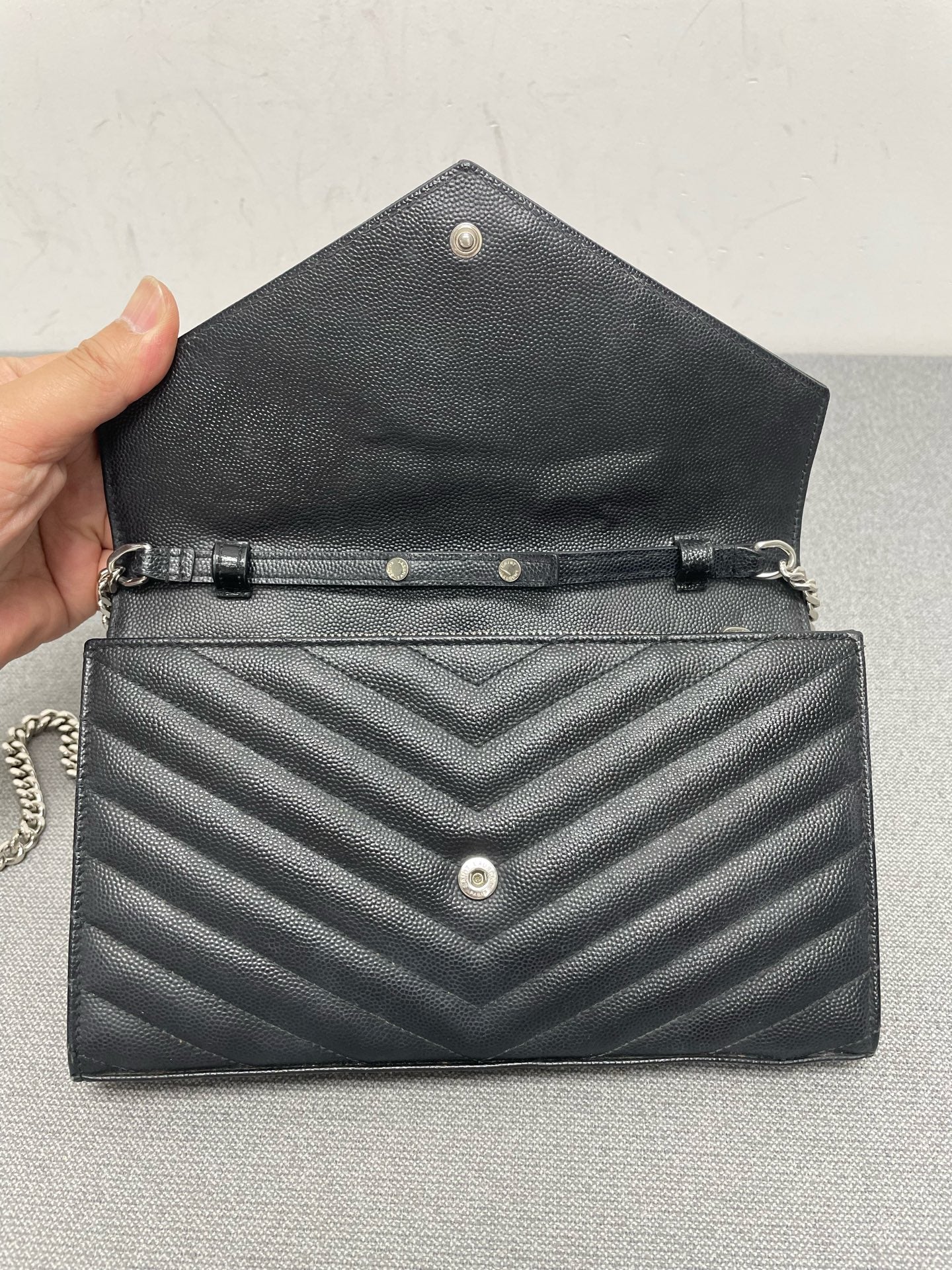 Saint Laurent - Envelope - Leather - Black - (small)