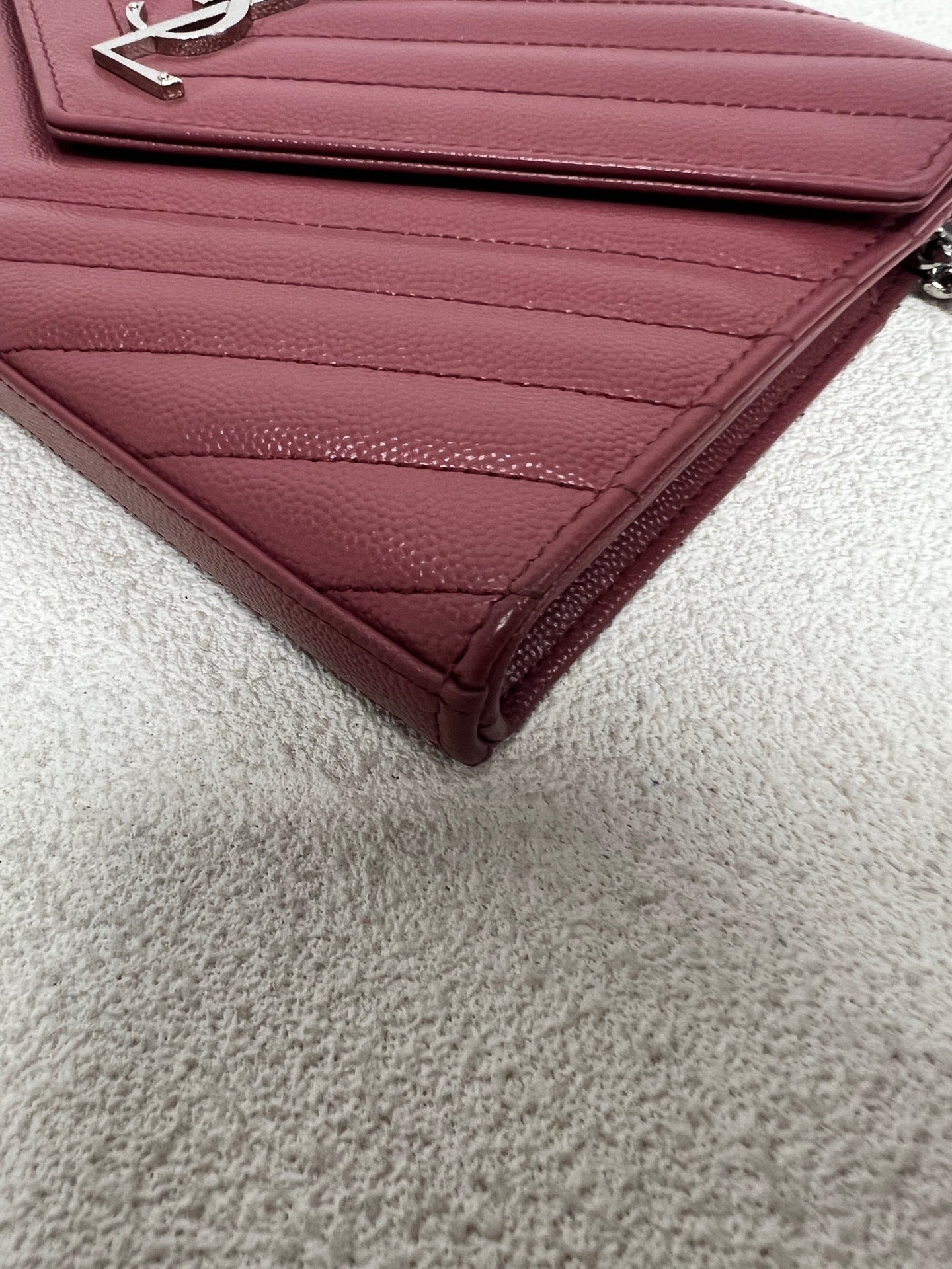Saint Laurent - Envelope - Leather - Red - (small)