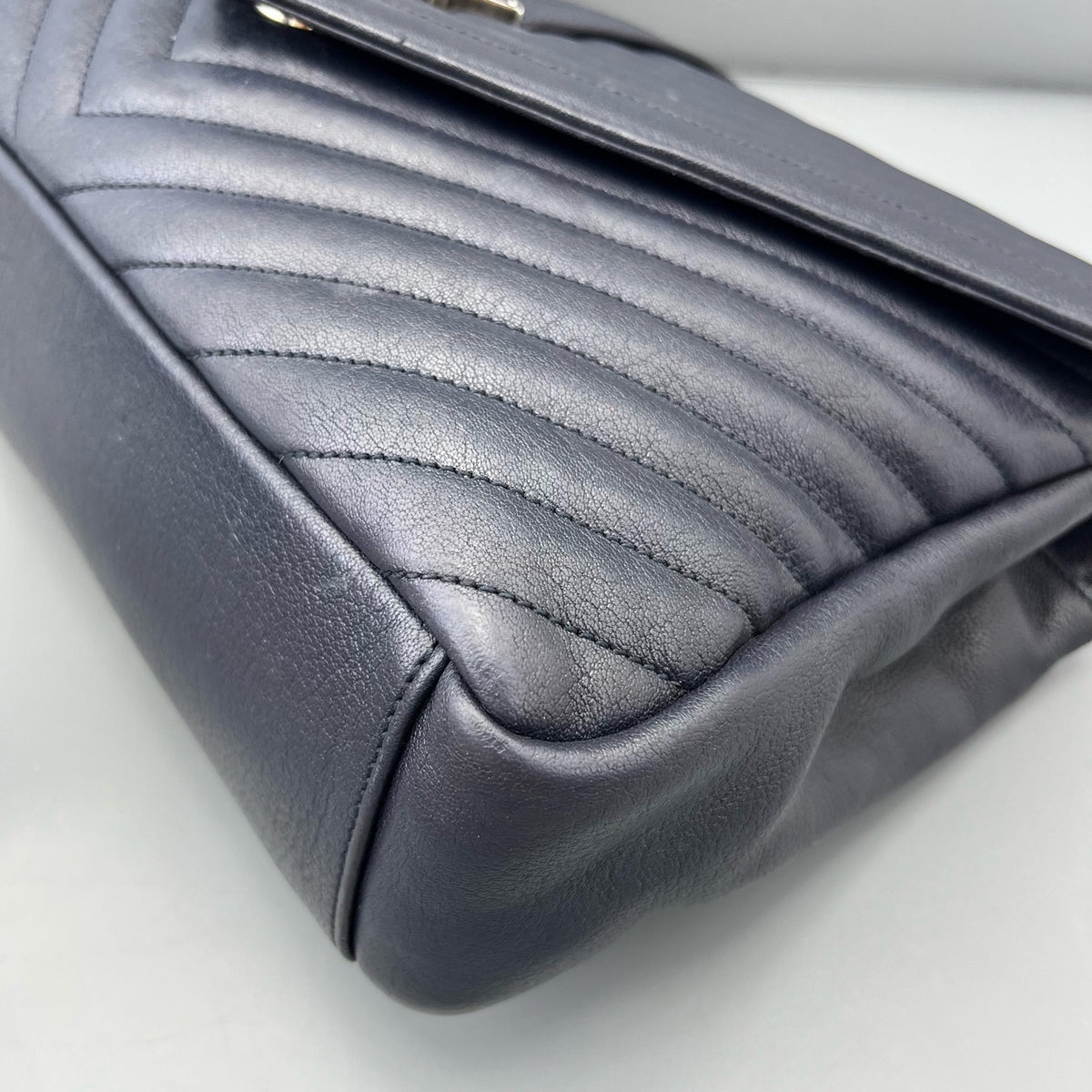 Saint Laurent - Envelope Messenger Bag - Leather - Black - (large)