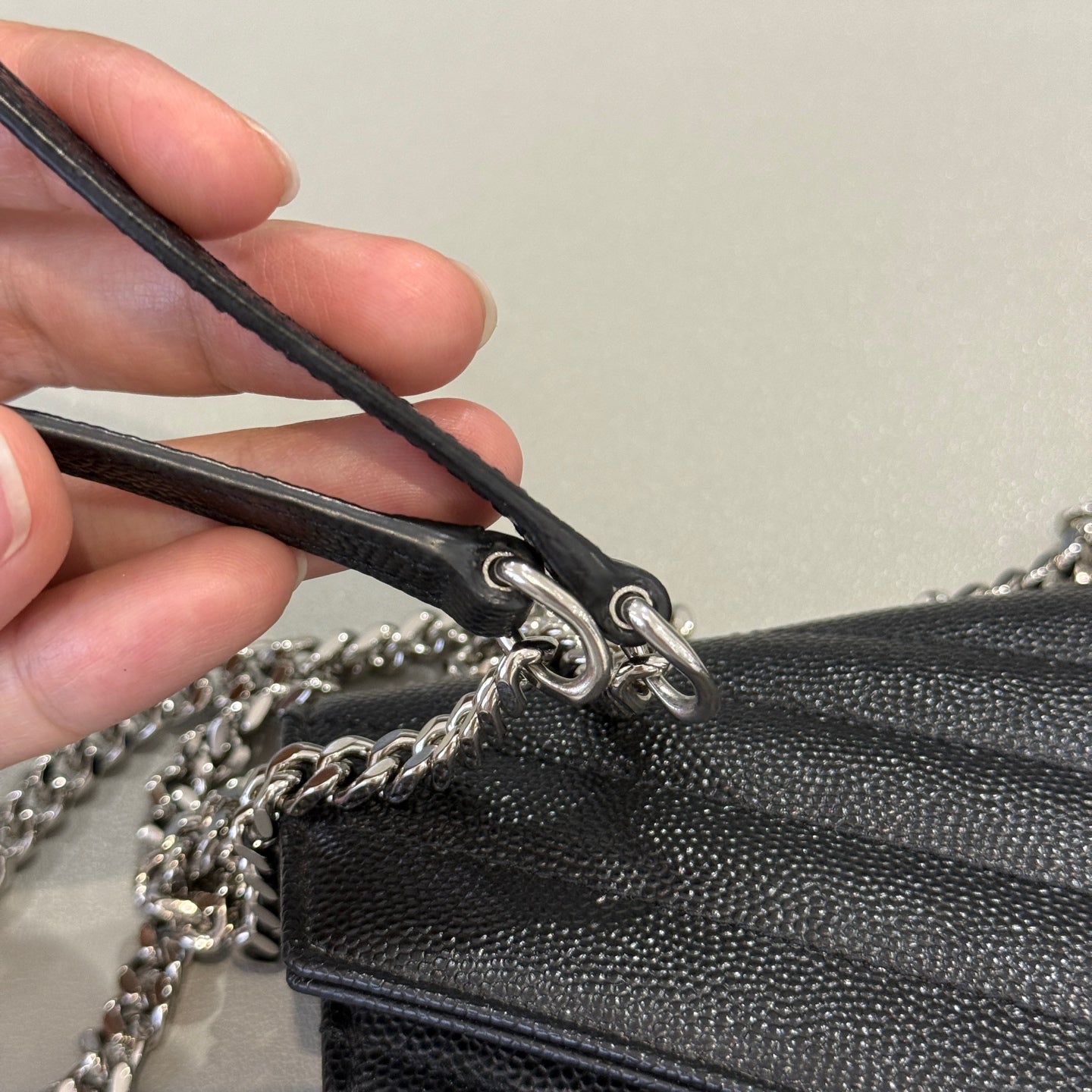 Saint Laurent - Envelope Wallet on Chain - Leather - Black - (small)