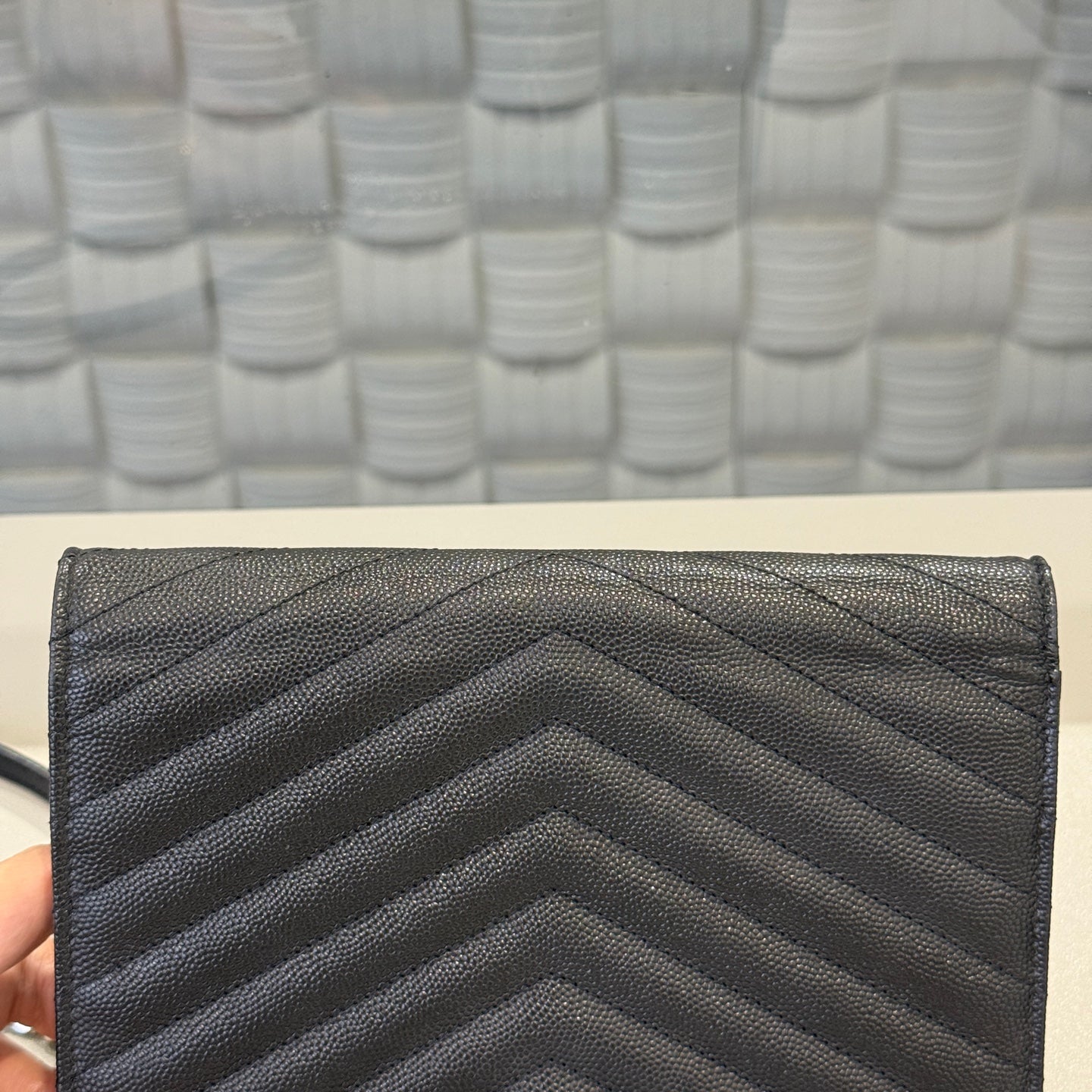 Saint Laurent - Envelope Wallet on Chain - Leather - Black - (small)