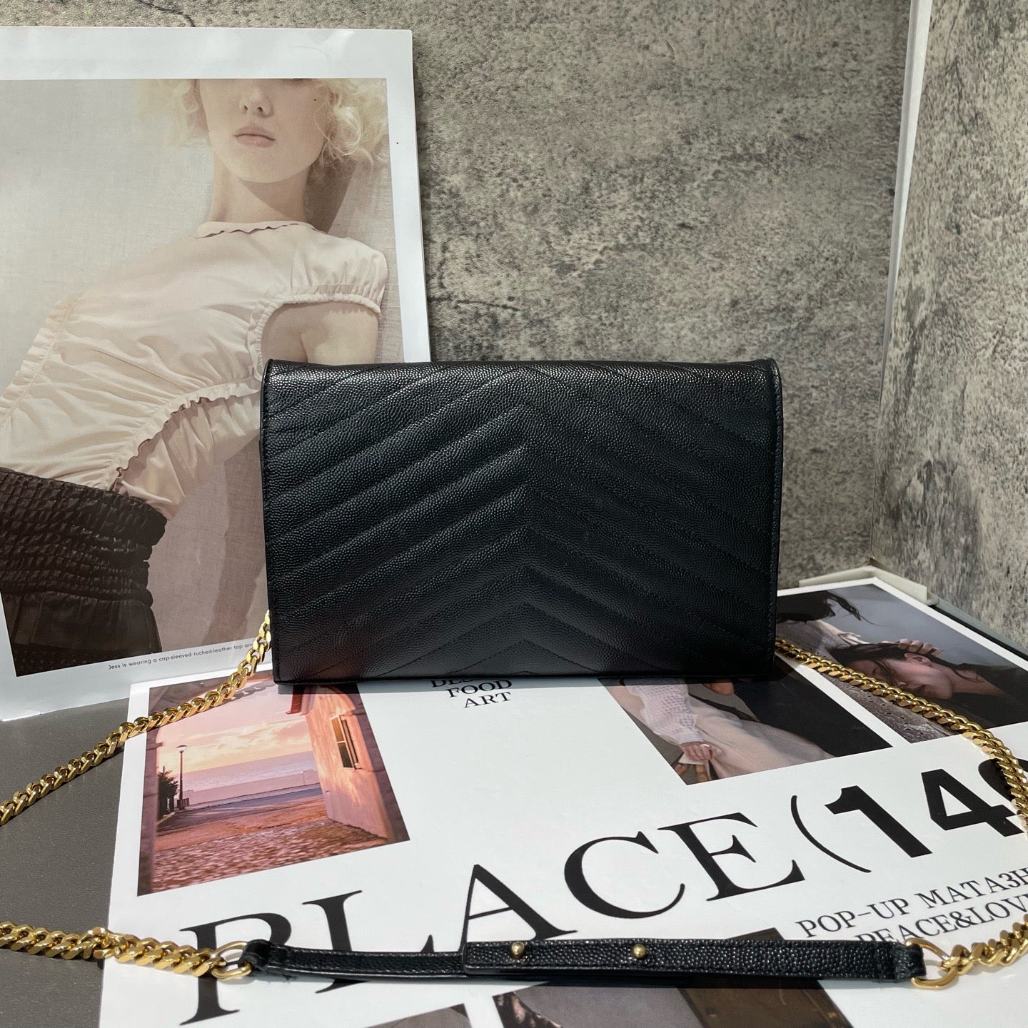 Saint Laurent - Envelope Wallet on Chain (WOC) - Grained leather - Black - (Medium)