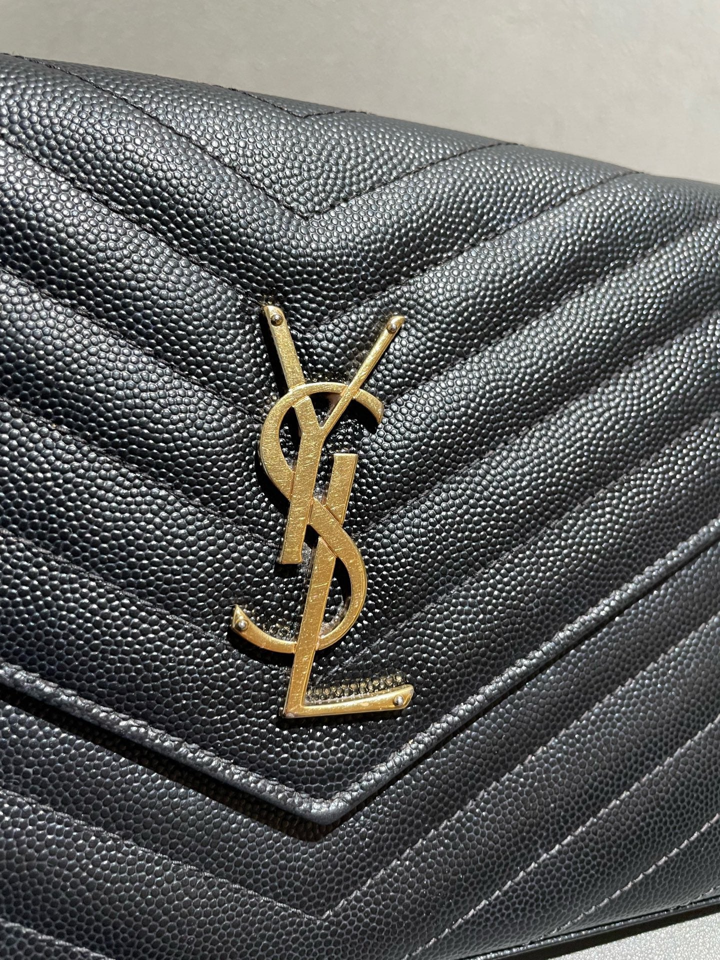 Saint Laurent - Envelope Wallet on Chain (WOC) - Grained leather - Black - (Medium)