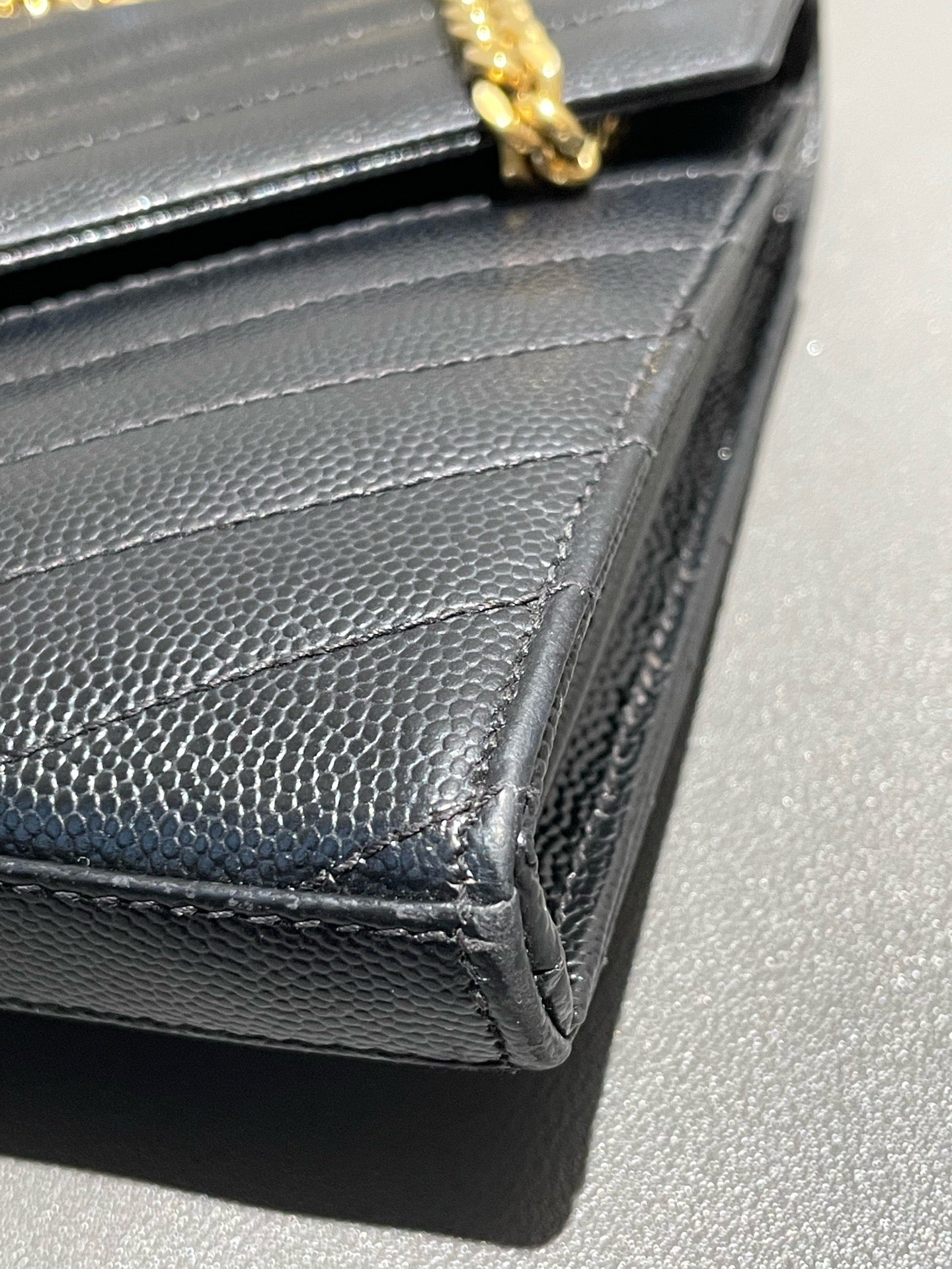 Saint Laurent - Envelope Wallet on Chain (WOC) - Grained leather - Black - (Medium)