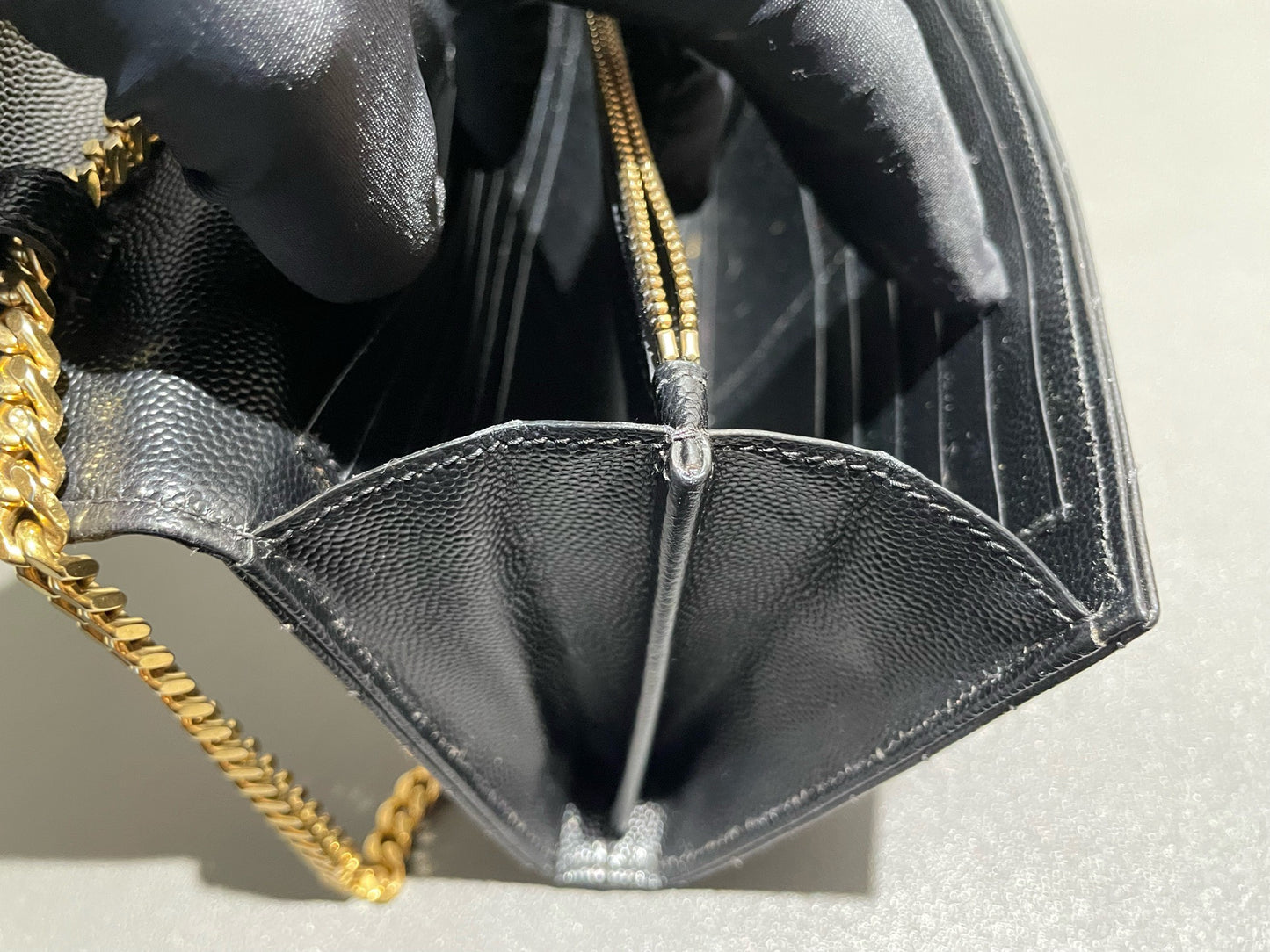Saint Laurent - Envelope Wallet on Chain (WOC) - Grained leather - Black - (Medium)