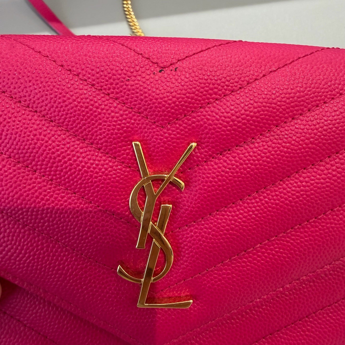 Saint Laurent - Envelope Wallet on Chain (WOC) - Pebbled leather - Pink - (mini)