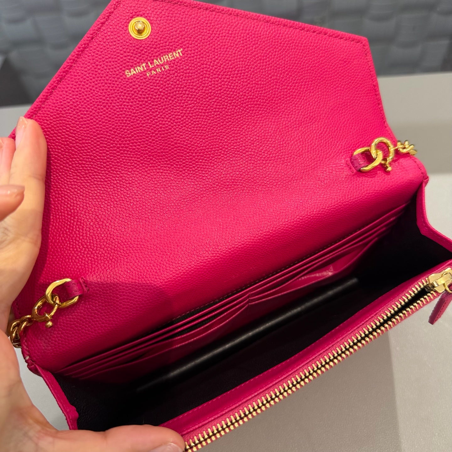 Saint Laurent - Envelope Wallet on Chain (WOC) - Pebbled leather - Pink - (mini)