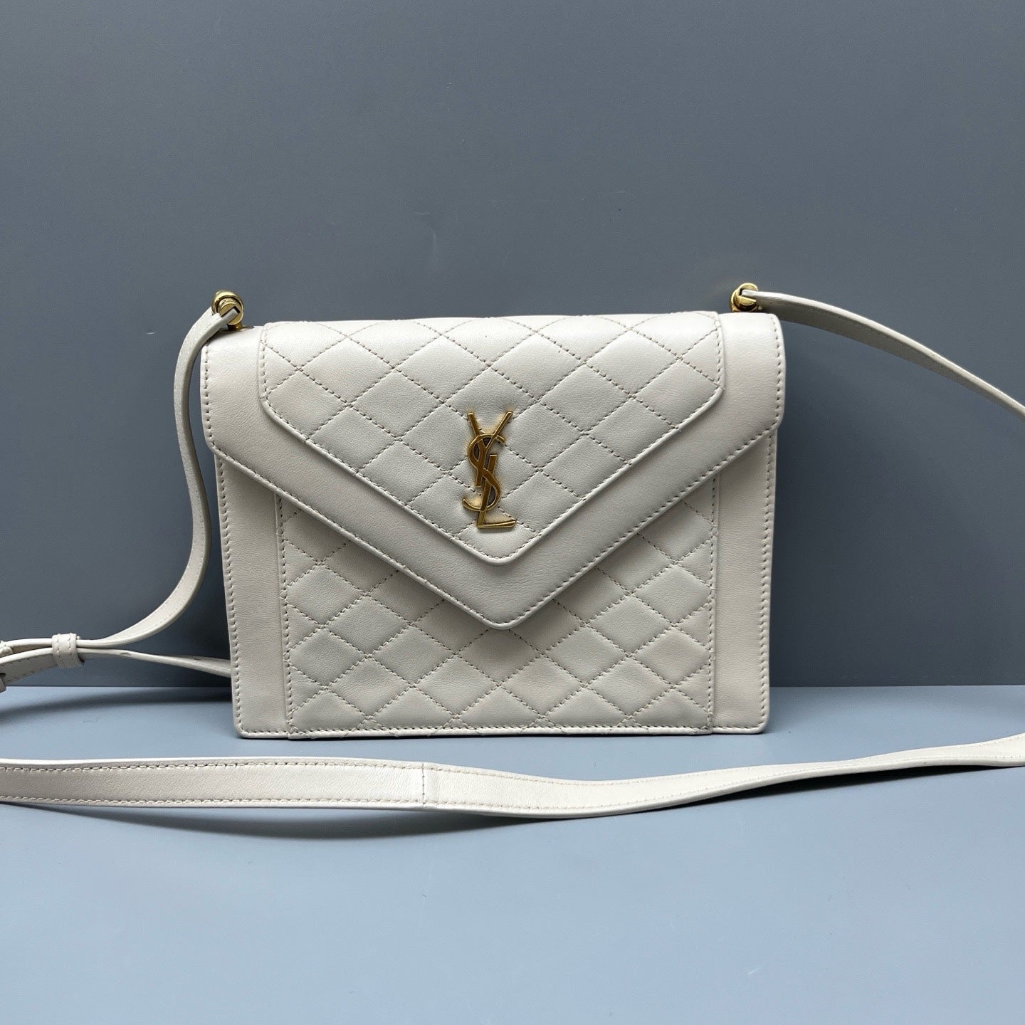 Saint Laurent - Gaby Envelope Bag - Leather - White - (small)