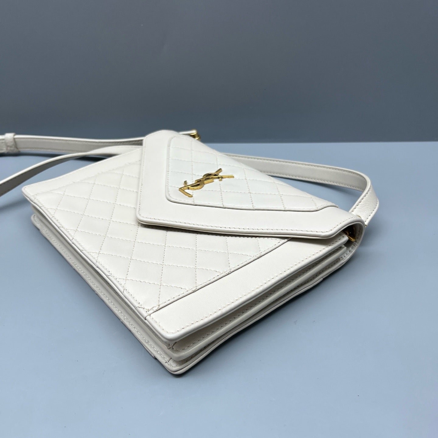 Saint Laurent - Gaby Envelope Bag - Leather - White - (small)
