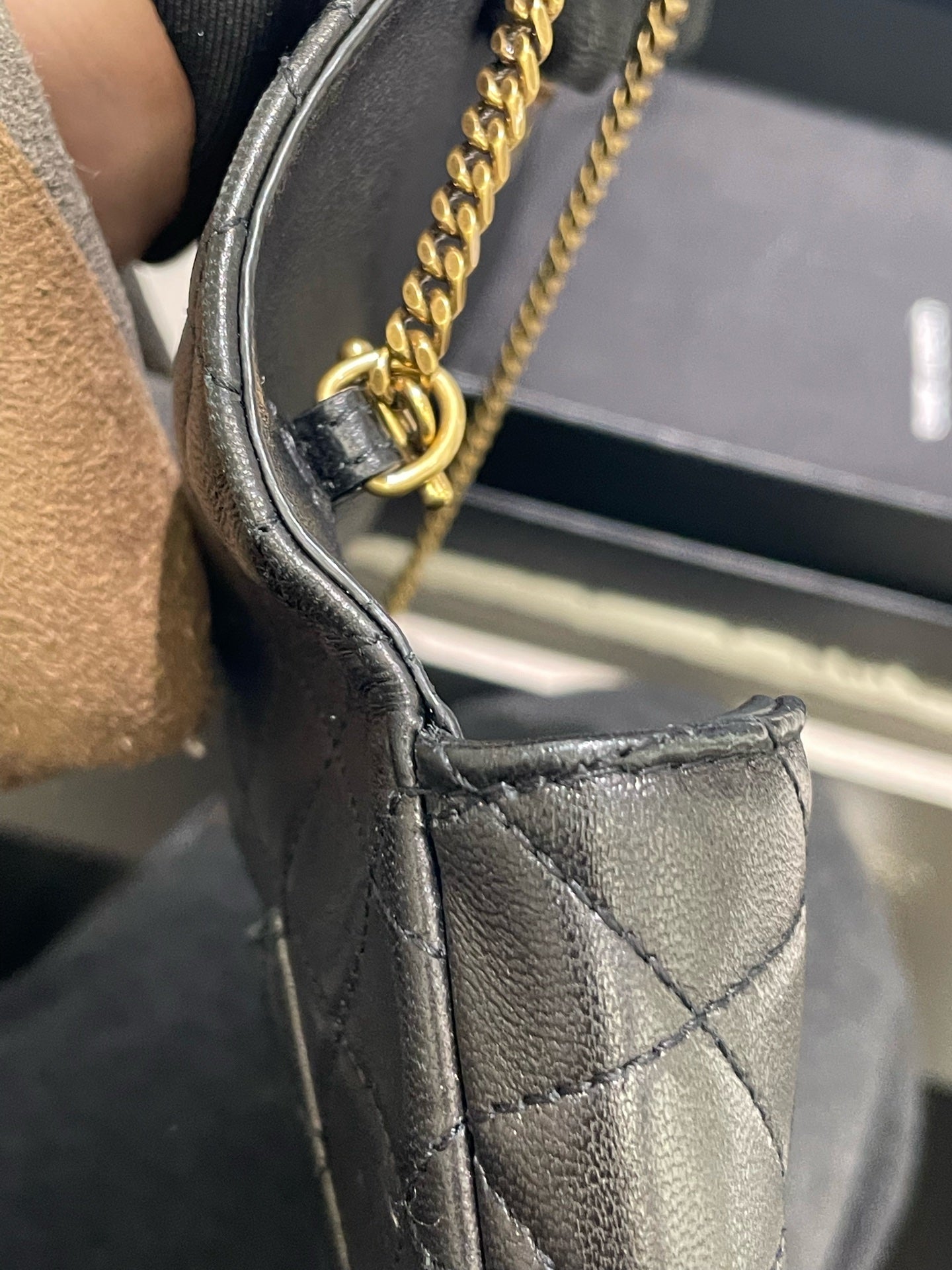 Saint Laurent - Gaby Phone Holder / Wallet on Chain - Lambskin leather - Black - (mini)