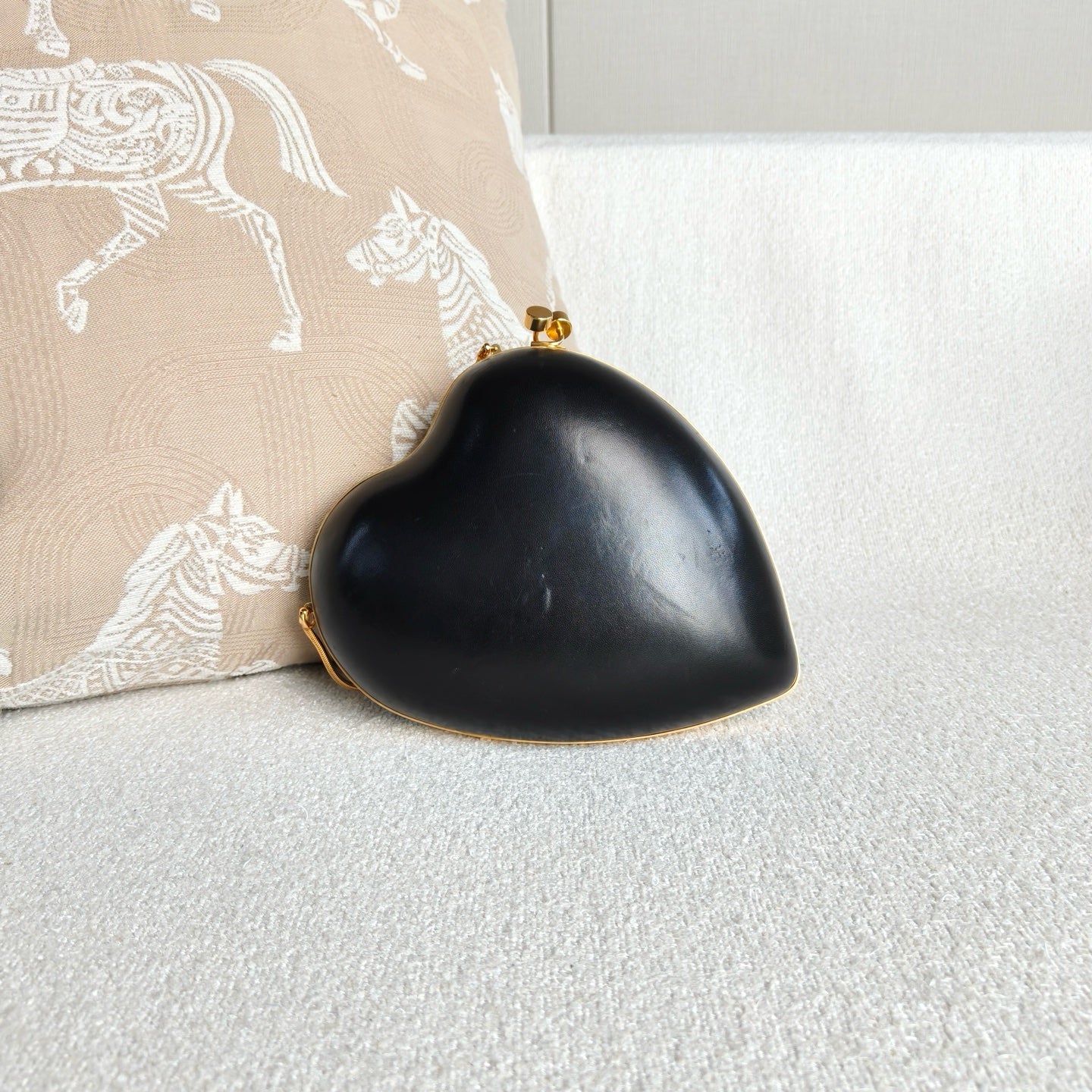 Saint Laurent - Heart Chain Bag - Smooth leather - Black - (mini)