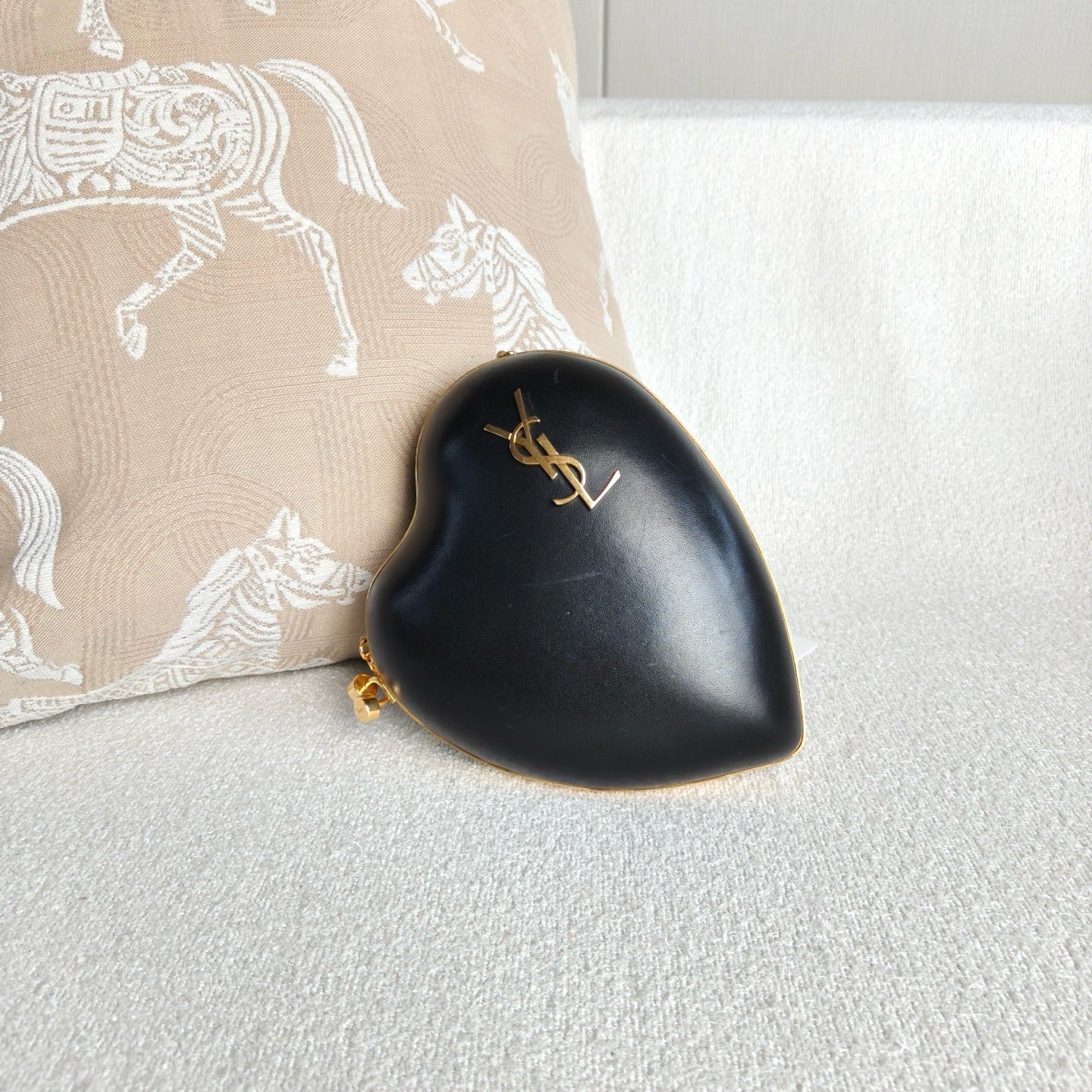 Saint Laurent - Heart Chain Bag - Smooth leather - Black - (mini)
