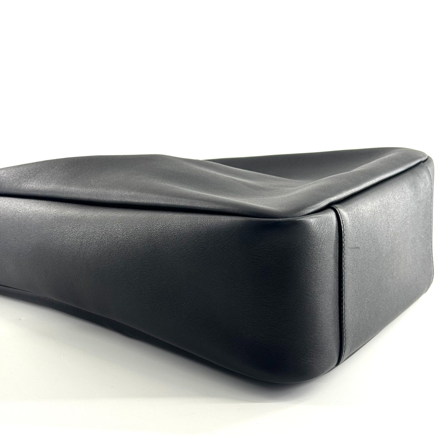 Saint Laurent - Hobo Bag - Leather - Black - (Large)