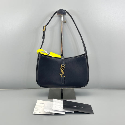 Saint Laurent - Hobo Bag - Leather - Black - (medium)