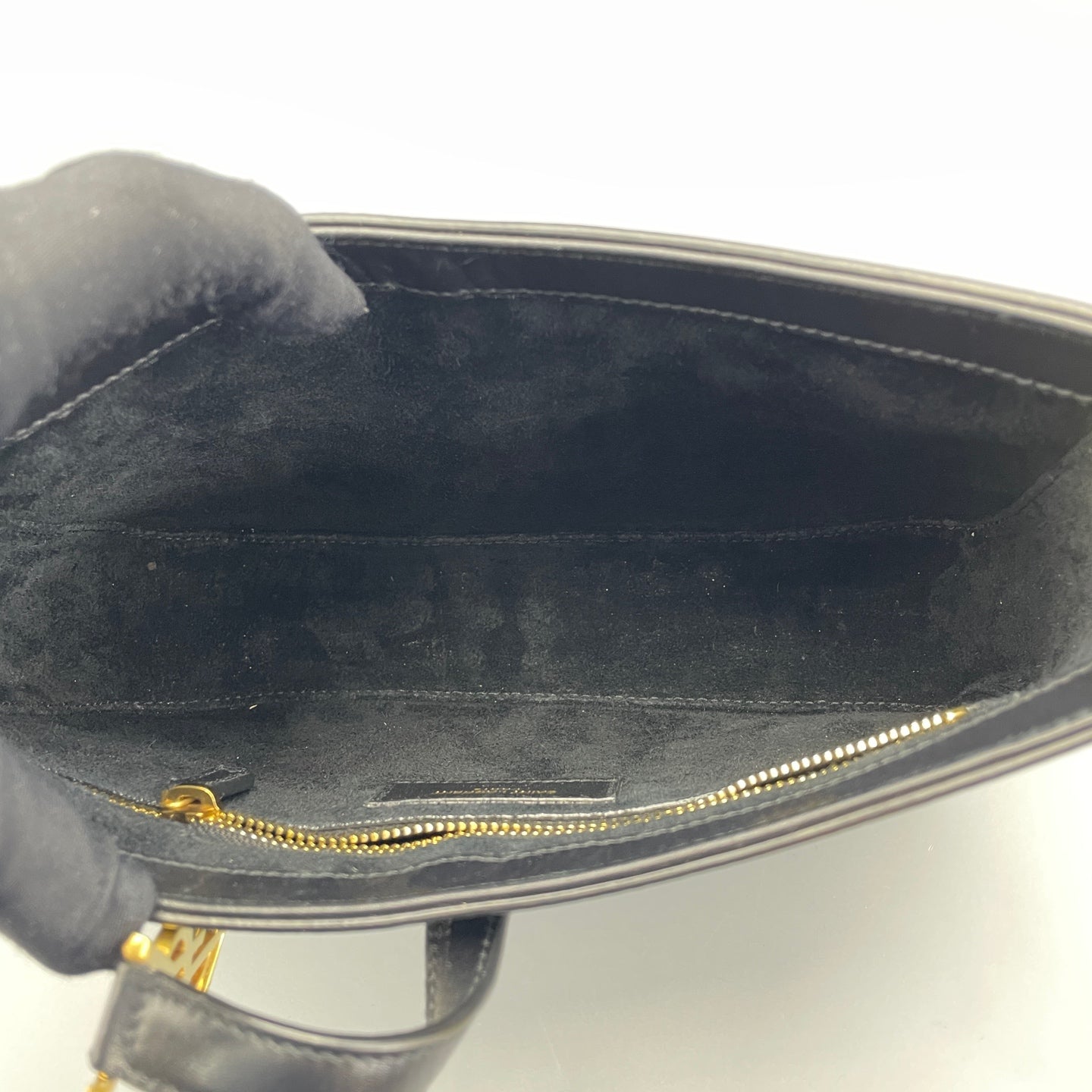 Saint Laurent - Hobo Bag - Leather - Black - (medium)