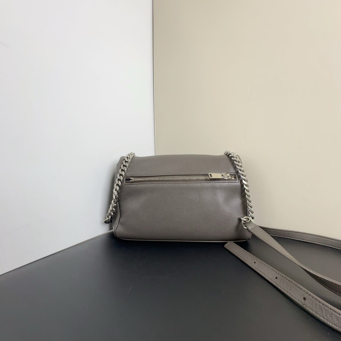 Saint Laurent - Hollywood Chain Bag - Leather - Grey - (medium)