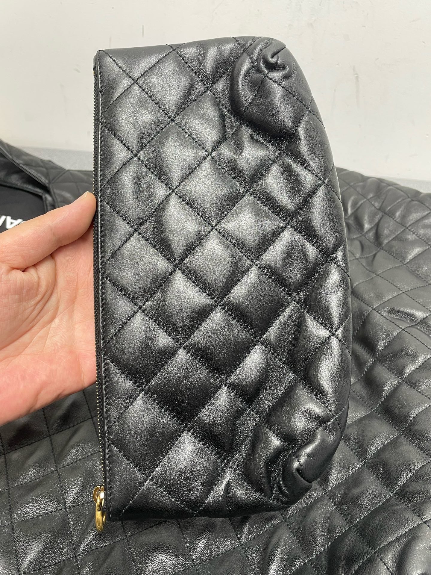 Saint Laurent - ICARE - Leather - Black - (large)