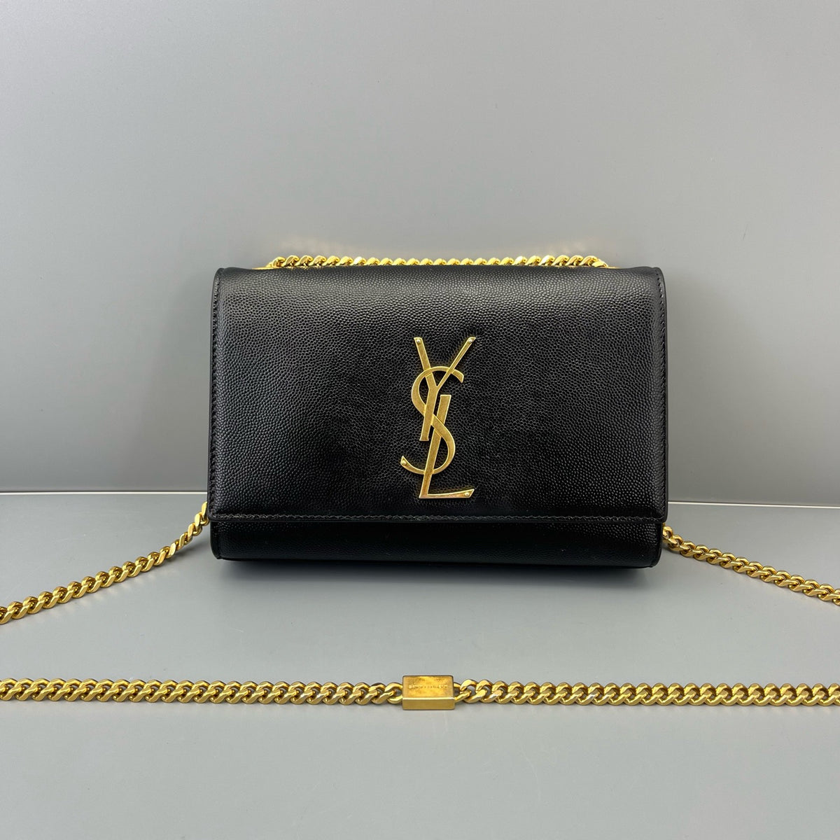 Saint Laurent - Kata - Leather - Black - (small)