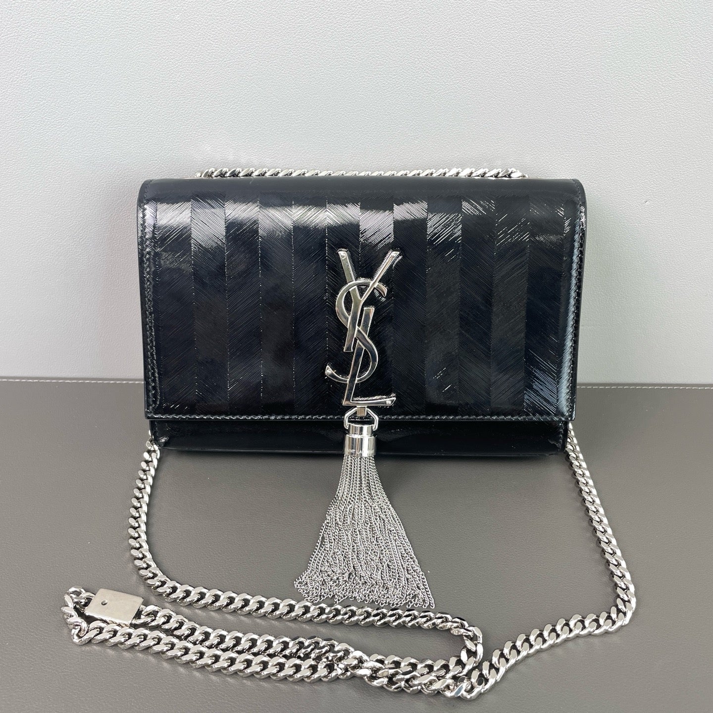 Saint Laurent Kate Patent leather Black - view 1