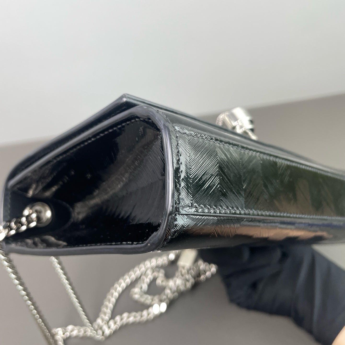 Saint Laurent Kate Patent leather Black - view 4