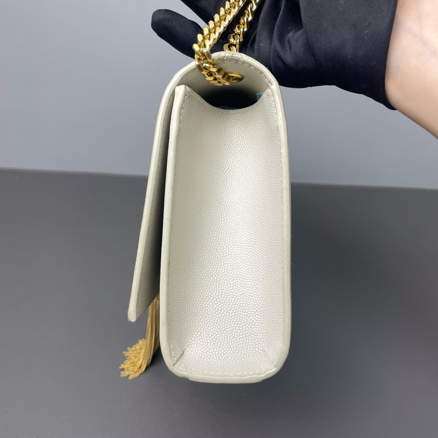 Saint Laurent - Kate - Caviar leather - White with Gold-Tone Hardware - (small)