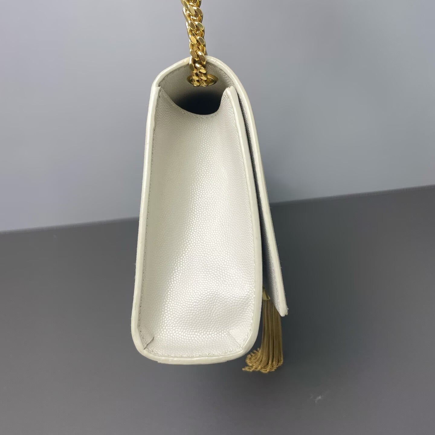 Saint Laurent - Kate - Caviar leather - White with Gold-Tone Hardware - (small)