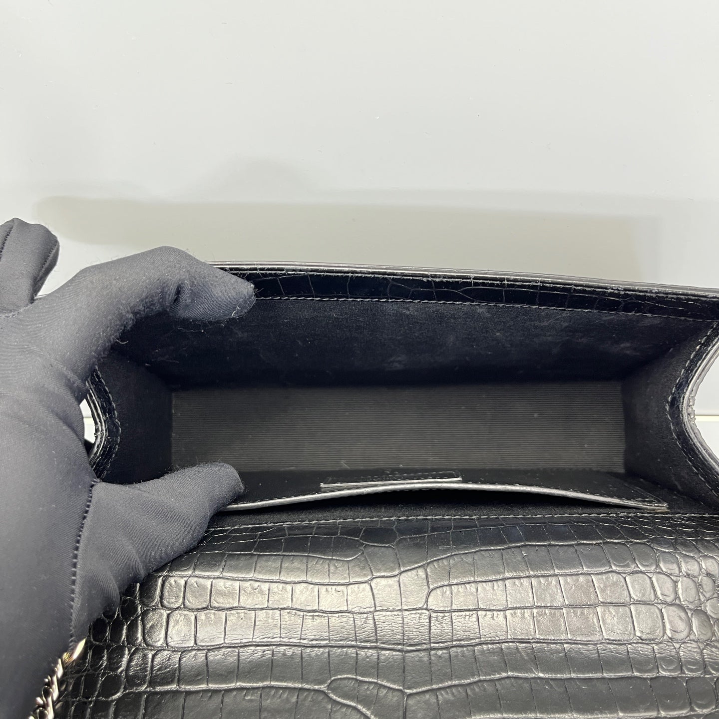 Saint Laurent - Kate - Crocodile-embossed leather - Black - (medium)