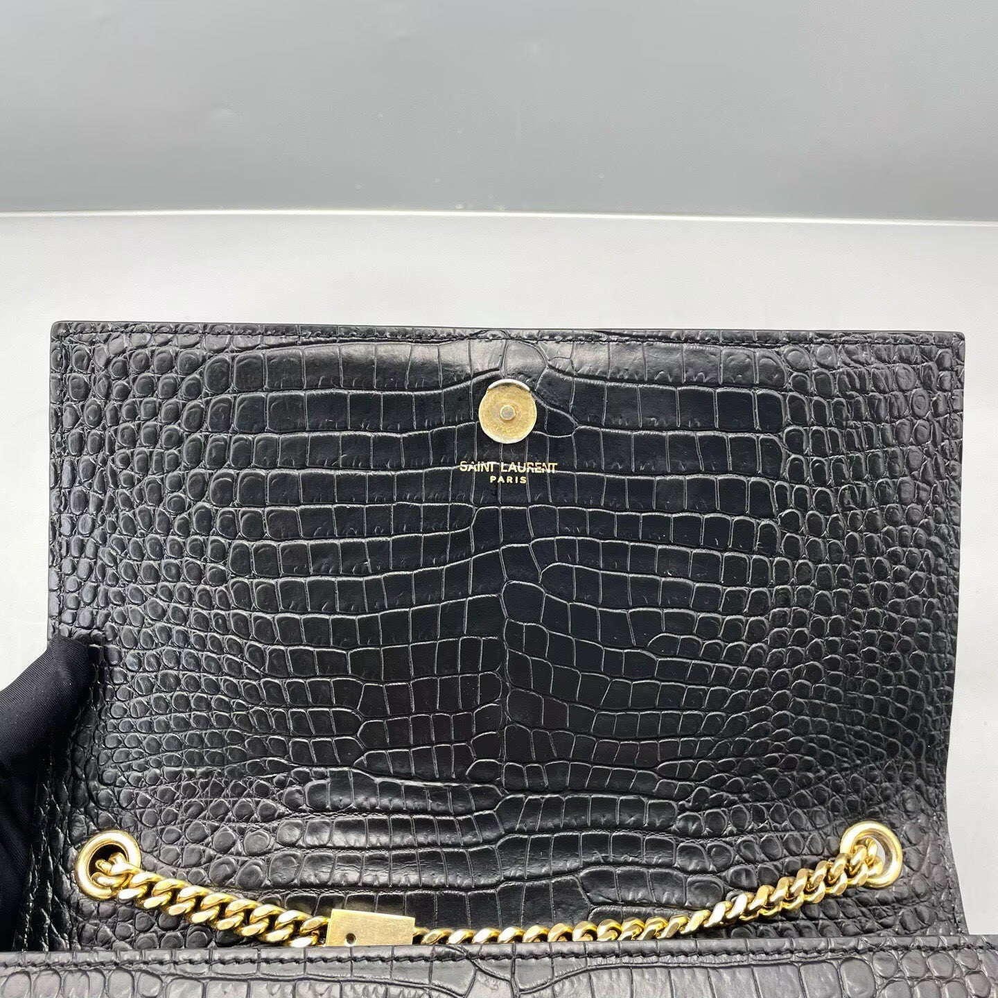 Saint Laurent - Kate - Crocodile embossed leather - Black with Gold-Tone Hardware - (medium)