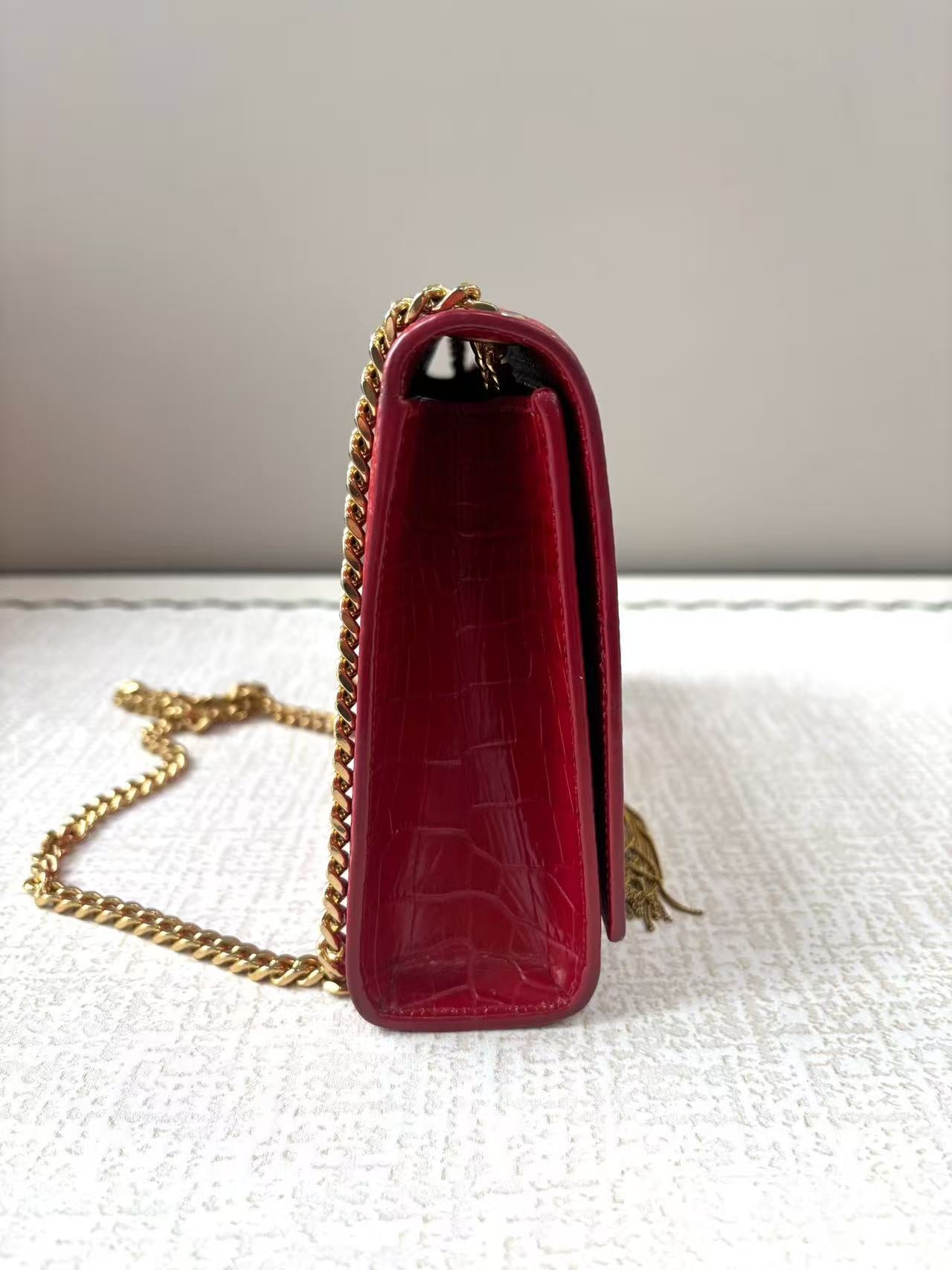 Saint Laurent - Kate - Embossed calfskin leather - Red - (Regular)